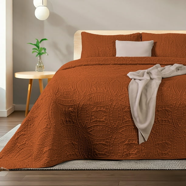 Dreamlab Colcha Ligera con 2 Fundas de Almohada,Capitonado,Ultra Suave.Hipoalergénico.Edrecolcha para Cama.Edredón para Verano y Todas las Estaciones.(Matrimonial 210 x 240 cm,Moneda, Naranja Quemado)