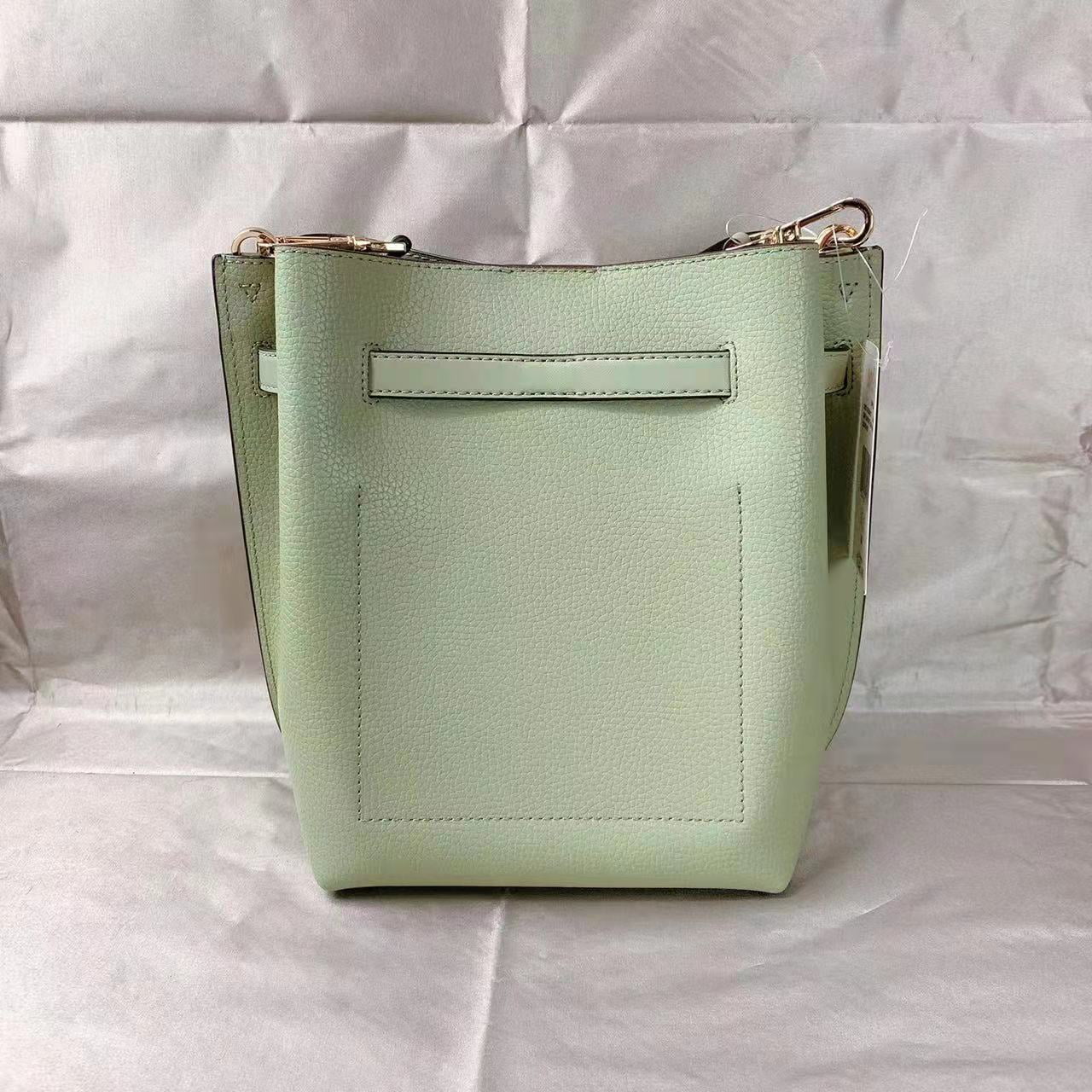 2月★Michael Kors★EMILIA SMALL BUCKET BAG グリーン系 Michael Kors 35S1Gu5M1T Emilia Small Bucket Bag Messenger In