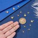 thumbnail image 3 of 17 piezas de dijes de latón chapado en oro con circonitas, colgantes de estrella del norte con diamantes de imitación., 3 of 5