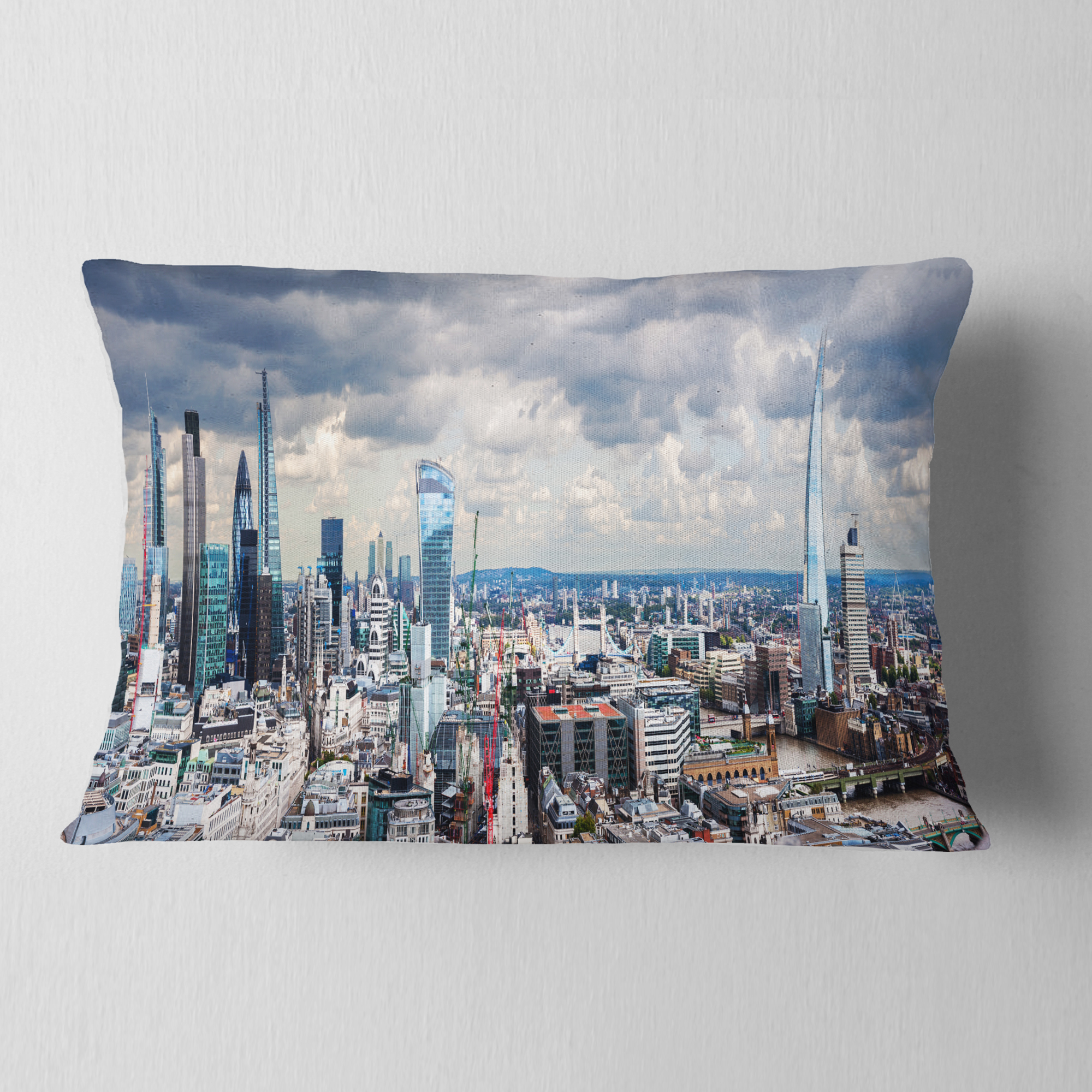 Designart City of London Cityscape - Photography Throw Pillow - 12x20