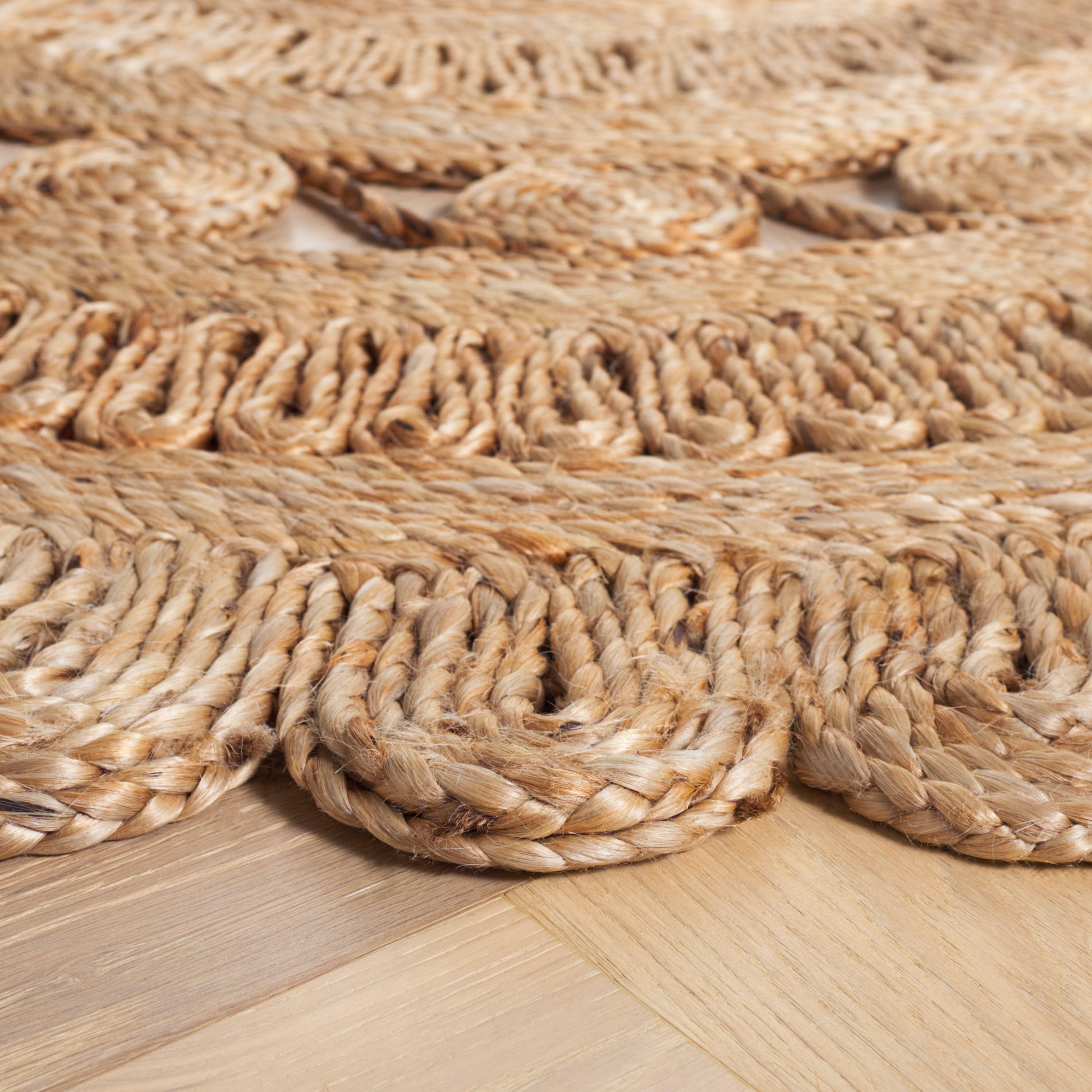 SAFAVIEH Natural Fiber Ayleen Geometric Area Rug, Natural, 4' x 4' Round