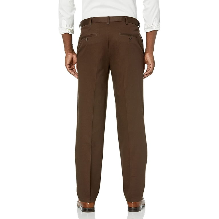 Pleated Front Wrangler No Iron Ultimate Khaki Straight Fit Relaxed