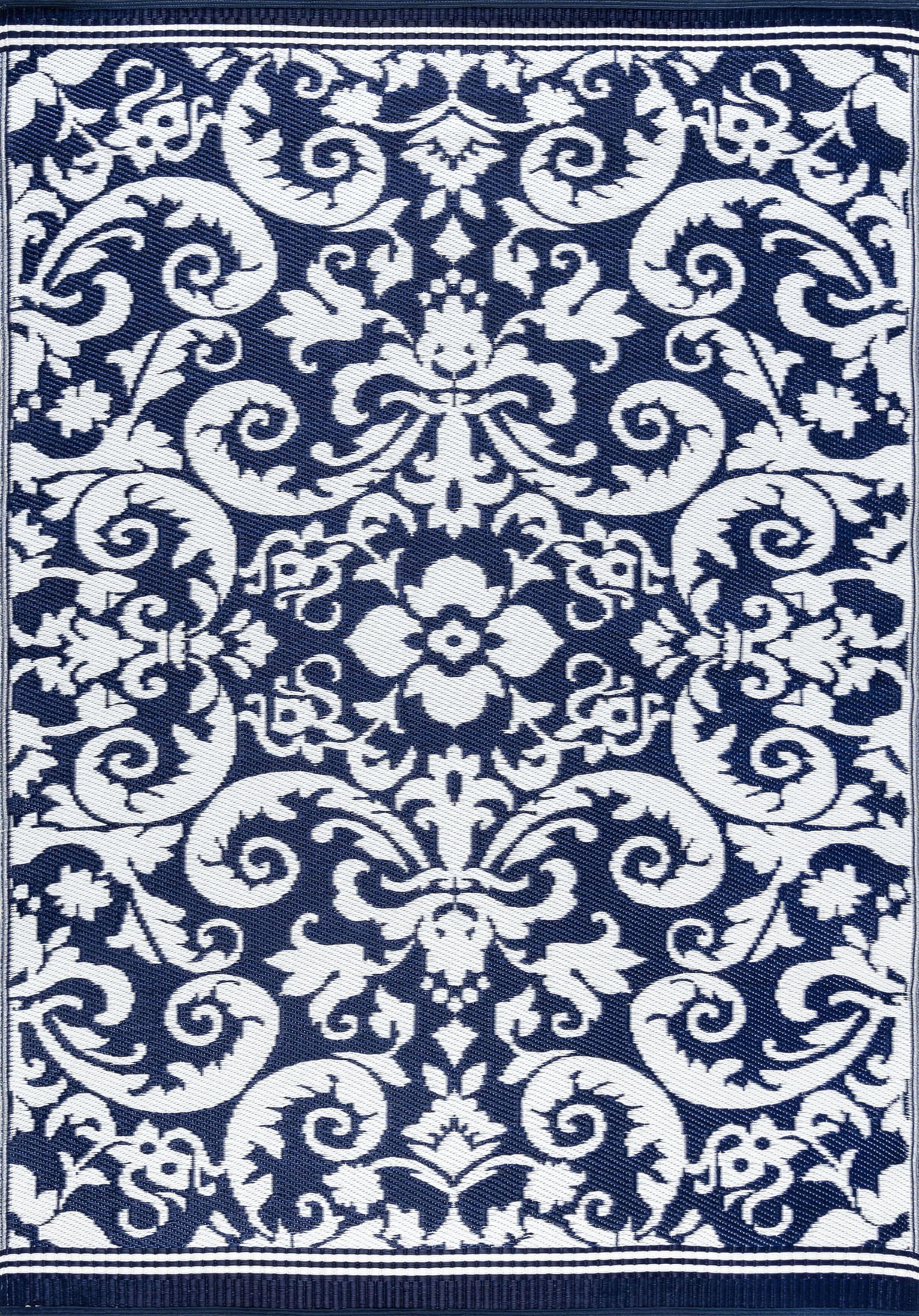 5x7 Reversible Navy and White Polypropylene Outdoor Scroll Area Rug