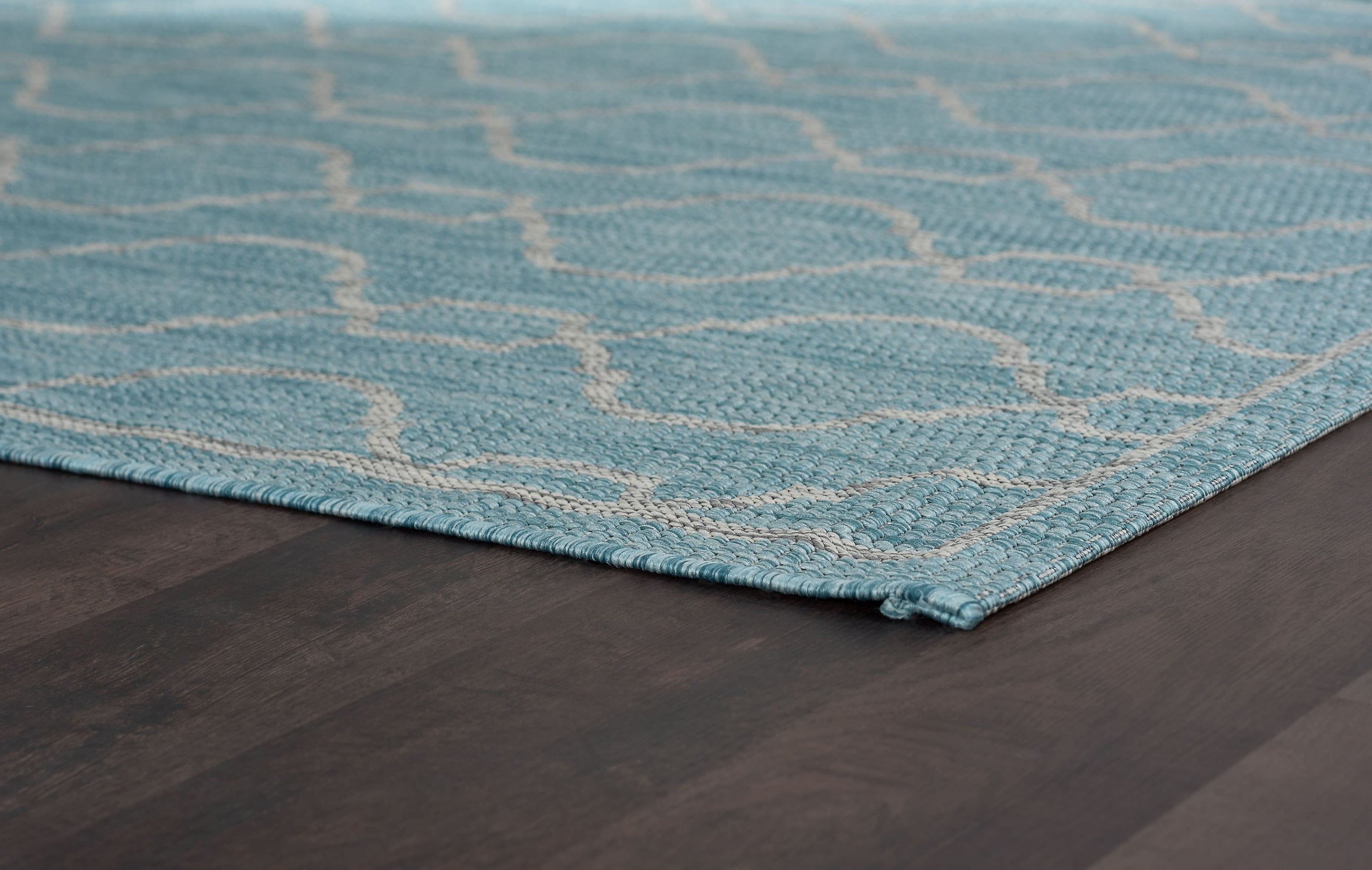 Veranda Transitional 5' x 7' Aqua and Light Gray Polypropylene Outdoor Area Rug
