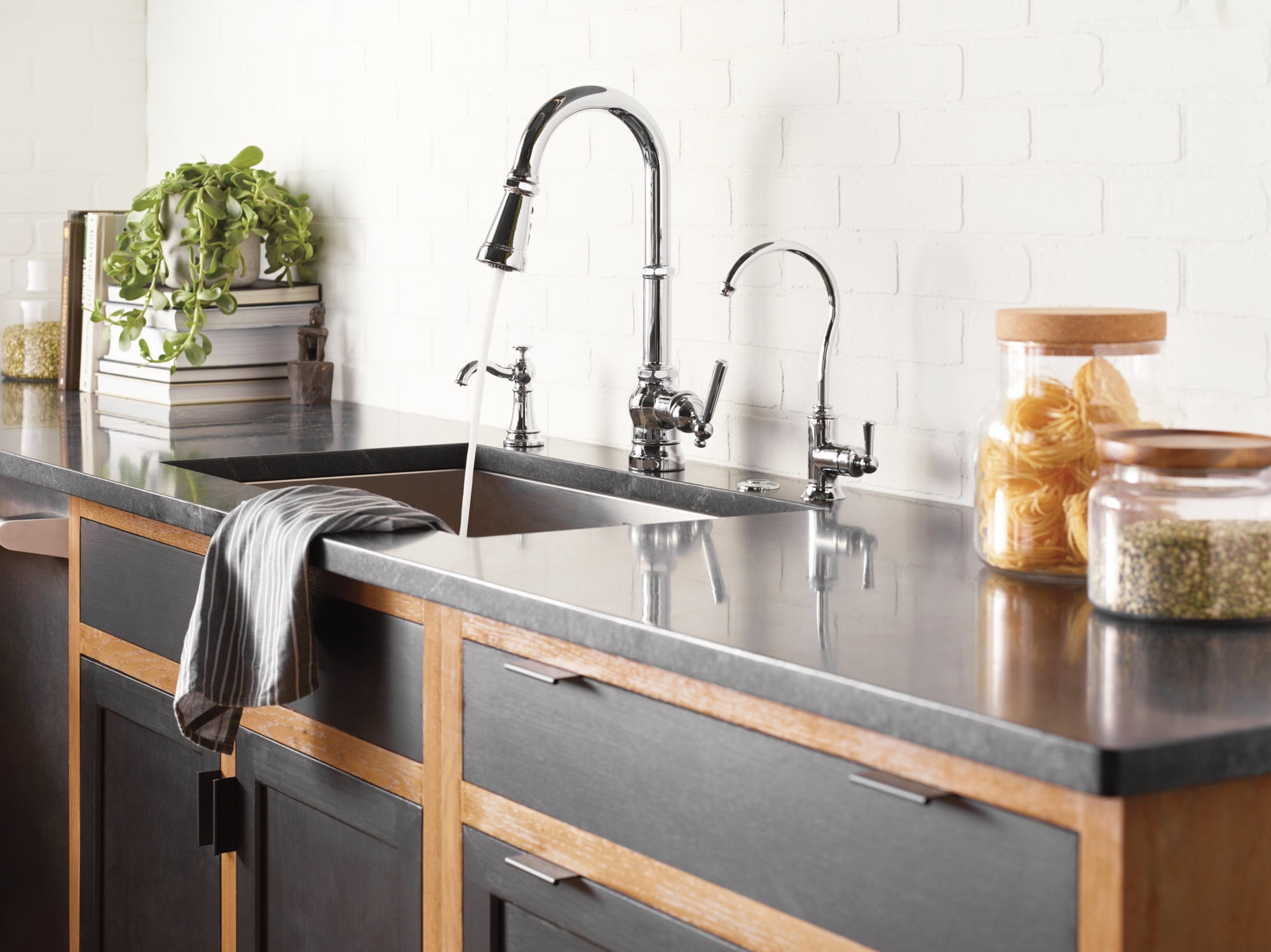 Moen Traditional Soap Dispenser Oil Rubbed Bronze