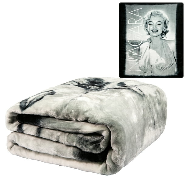 Plush Throw Blanket - Marilyn Monroe Niagara - QUEEN BED ...