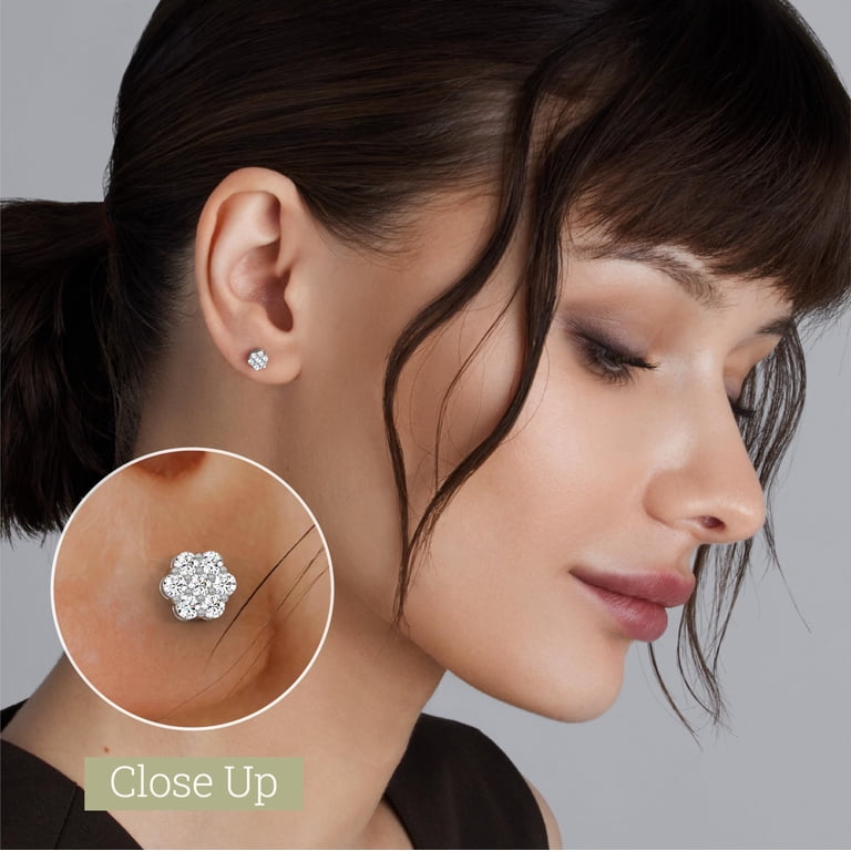 Gilded Lab-Grown Diamond Flower Stud Earrings photo 3