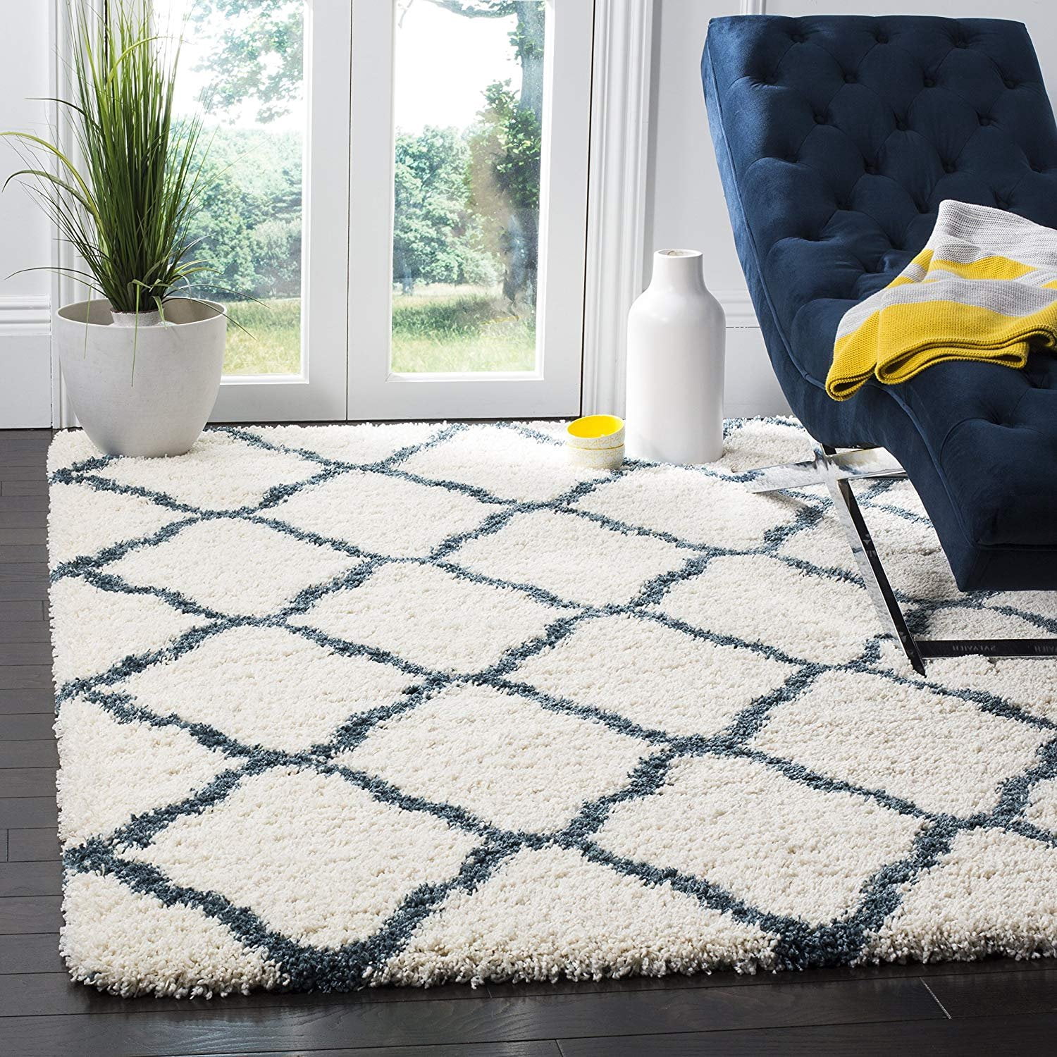 Safavieh Hudson Shag Collection SGH283T Ivory and Slate Blue Moroccan