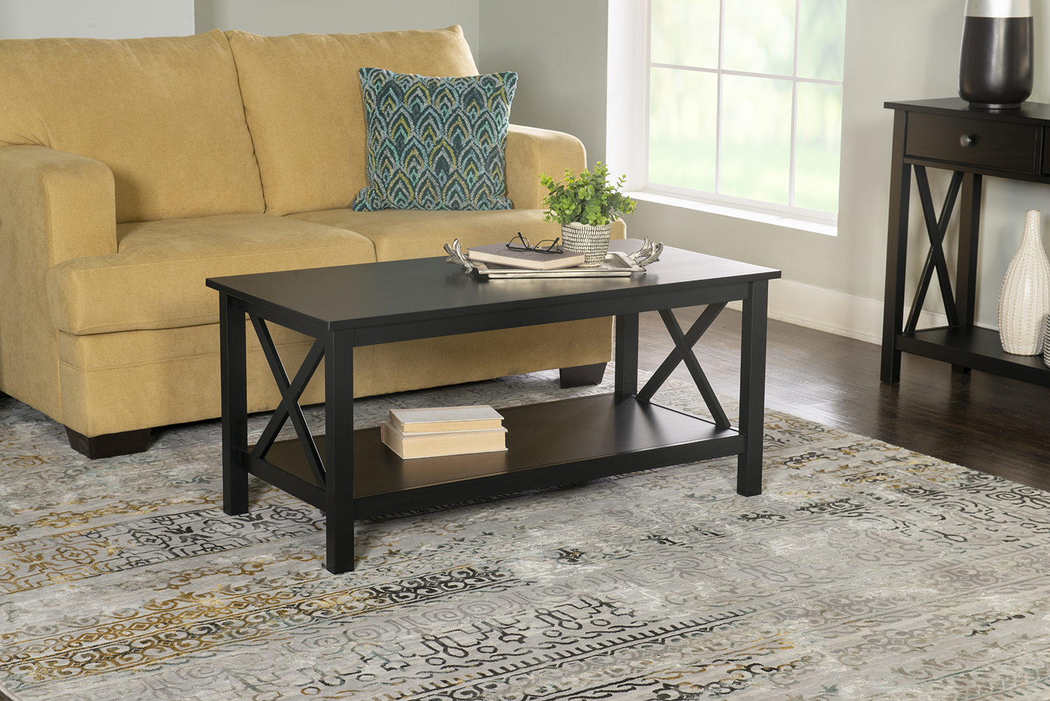 Linon Davis Coffee Table, Black
