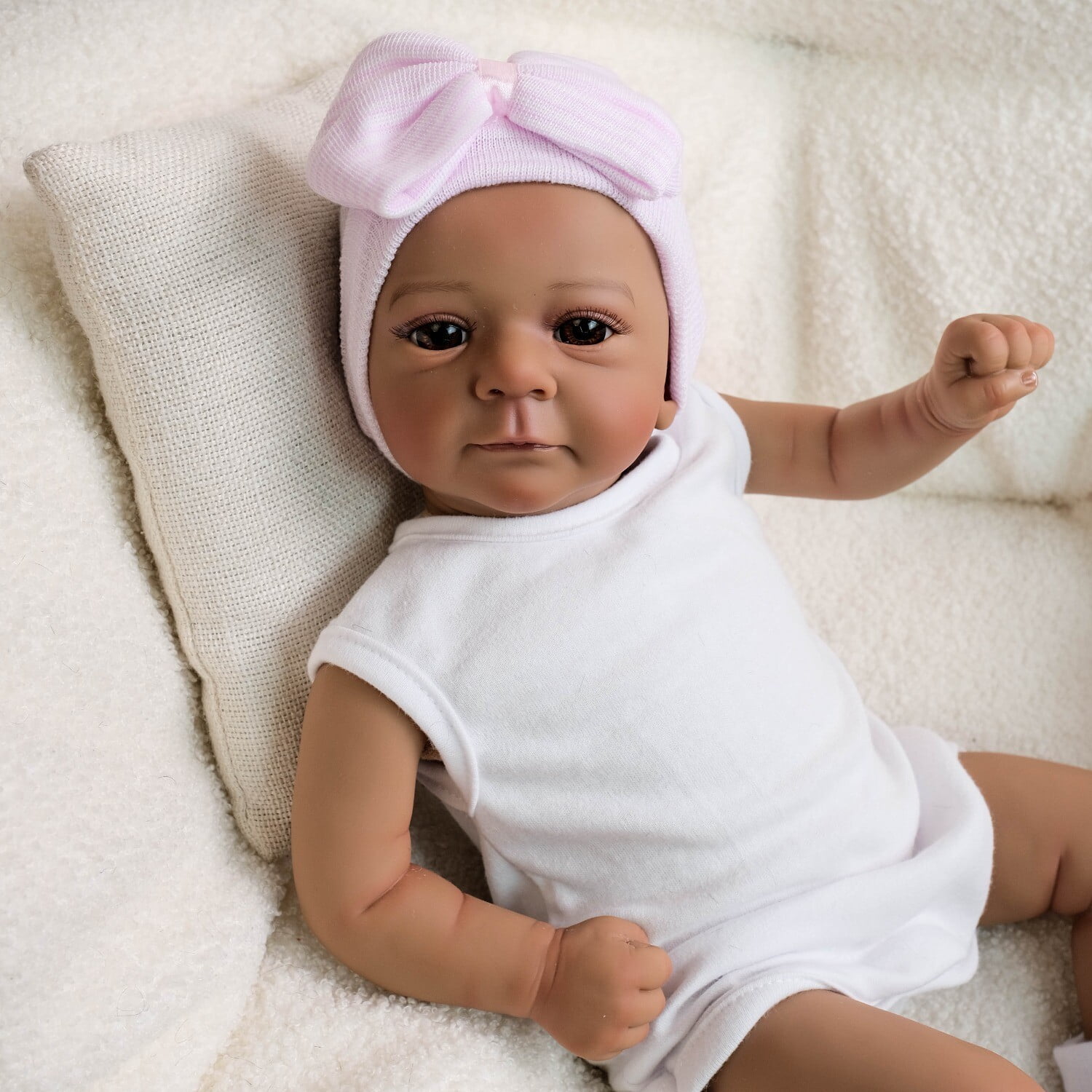 Reborn Baby Dolls Black Girl, African American 19 inch Realistic Newborn Baby Dolls with Lifelike Cloth Body Birthday Gift Set for Ages 3+