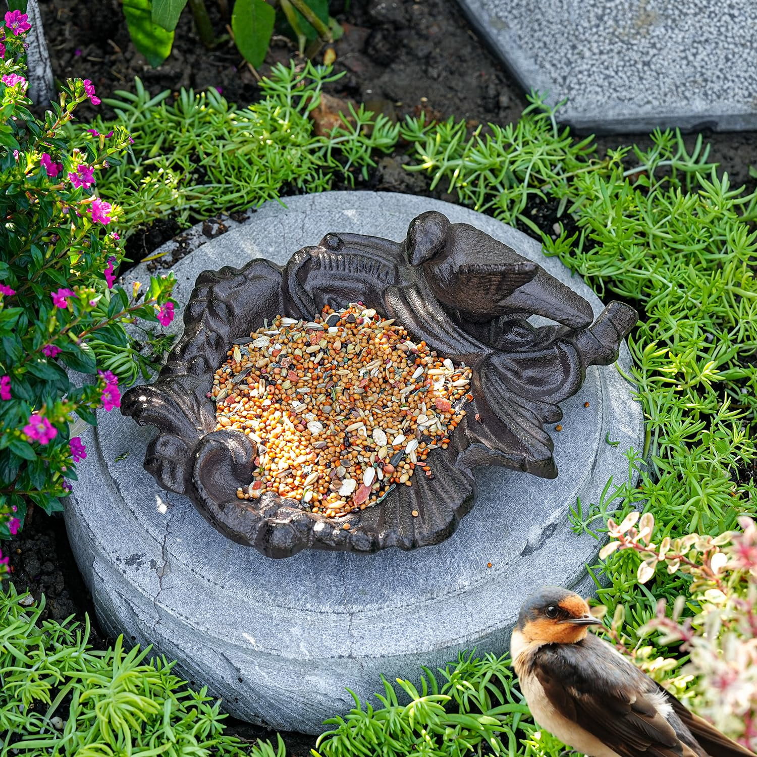 Sungmor Cast Iron Bird Feeder Dish, Rustic Brown Small Bird Feeding Tray, Decorative Leaf-Shaped Outdoor Bath Bowl Food Container for Garden, Patio or Yard