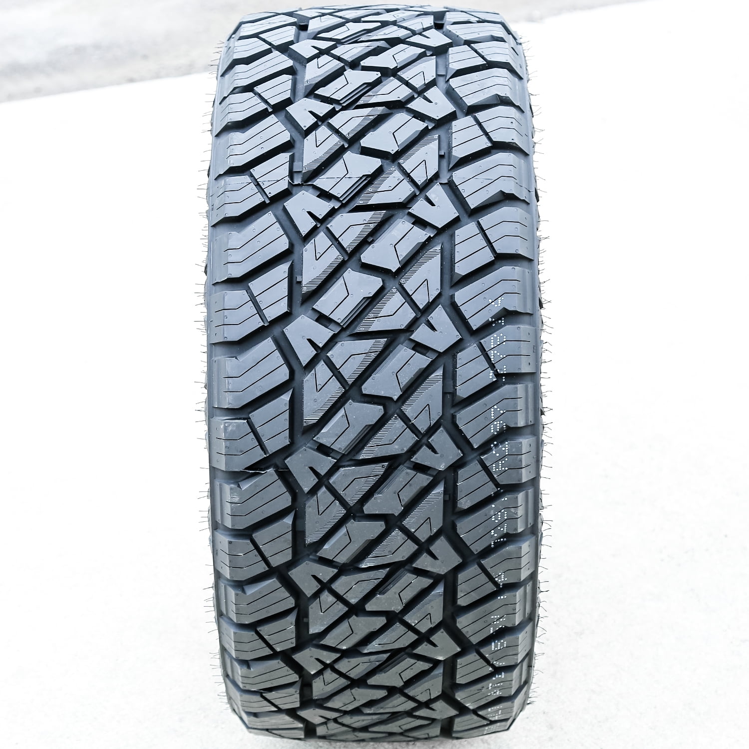 プレストマン Predator New Mutant X-AT 285/65R18 125/122R E 10 Ply a/t All