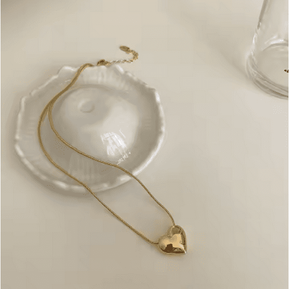 Heart Minimalist Necklace, Gold