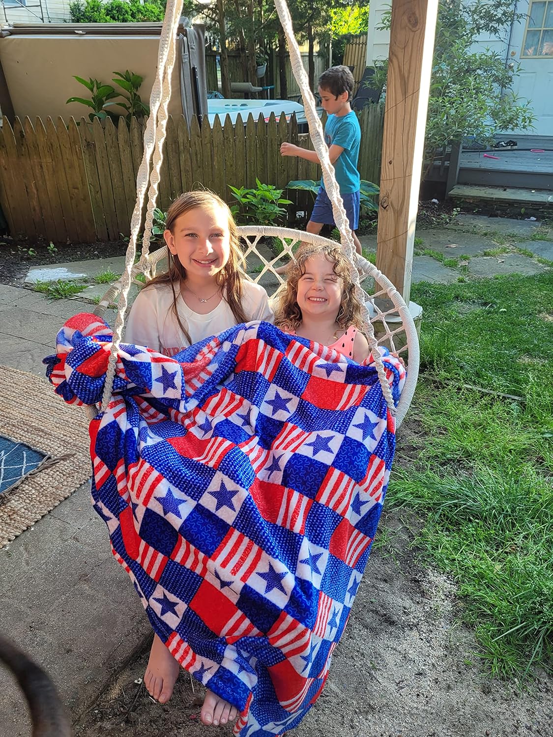 FAITH, HOPE, LOVE HOME DÉCOR Décor&More July 4th USA American Pride Collection Microplush Throw Blanket (50" x 60") - Blue, White and Red Throw