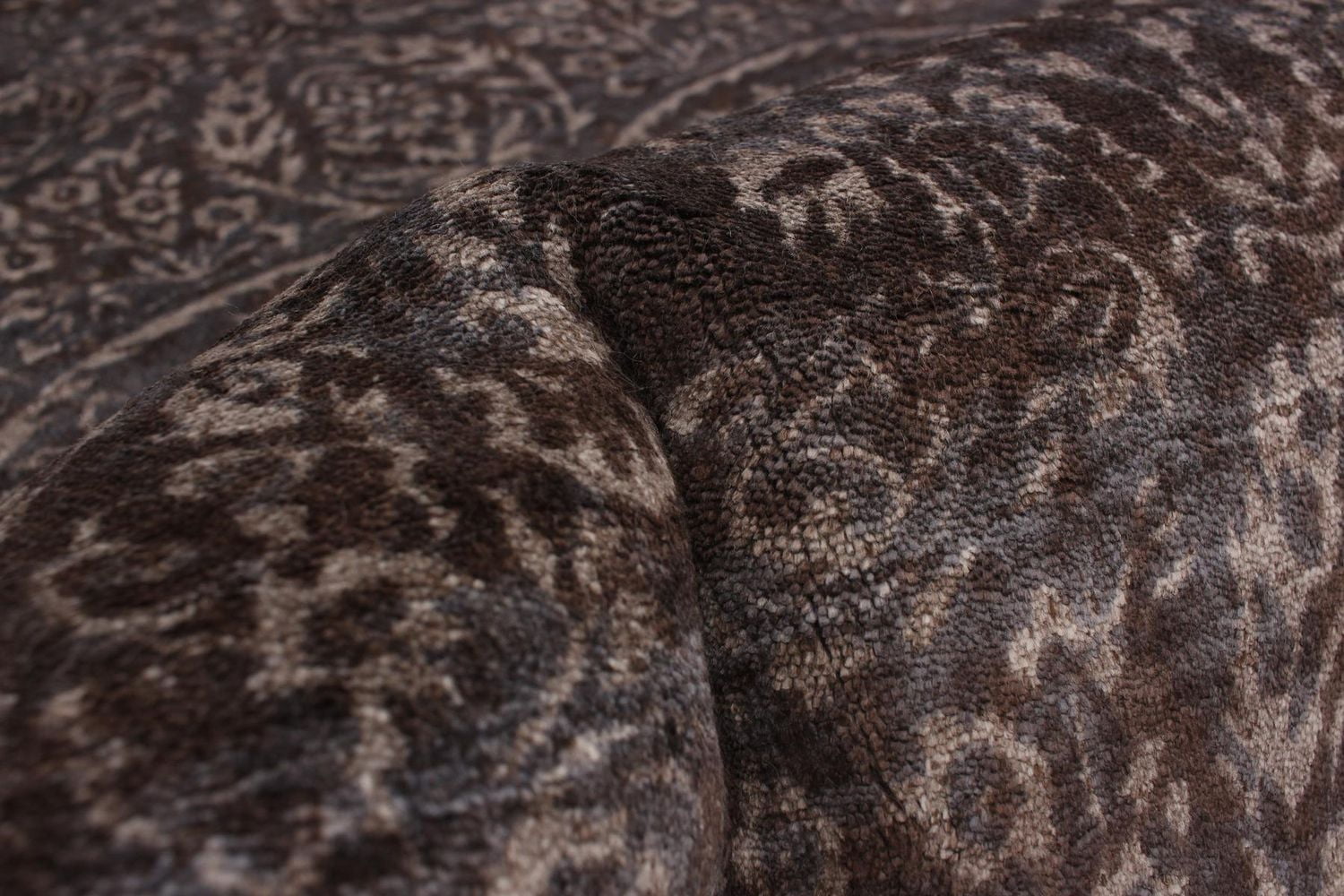 ECARPETGALLERY 5'3" x 7'5" Transitional Galleria Hand-knotted Area Rug for Living Room, Dining Room and Bedroom in Brown