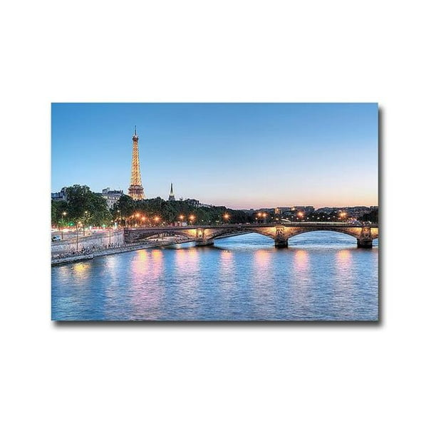 Crépuscule sur la Seine par Alan Blaustein Premium Giclée de Toile de Galerie Enveloppée d'Art - Prêt-à-Accrocher&44; 24 x 36 x 1,5 Po.