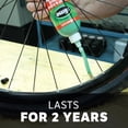 thumbnail image 3 of Sellador reparador de pinchazos para tubos de bicicleta Slime 10003, botella de 240 ml, 3 of 7