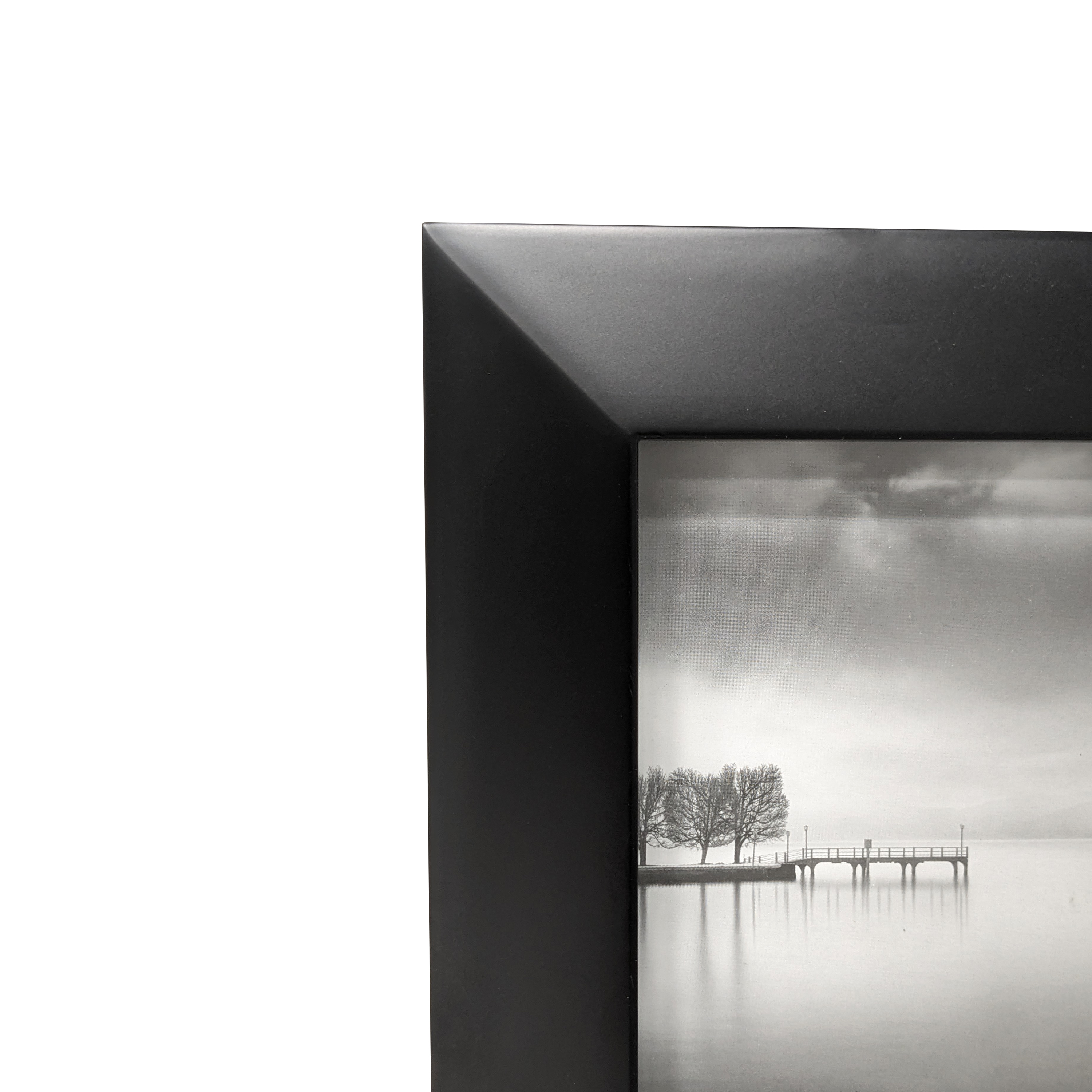 Mainstays 5x7 Bevel Gallery Tabletop Picture Frame, Black