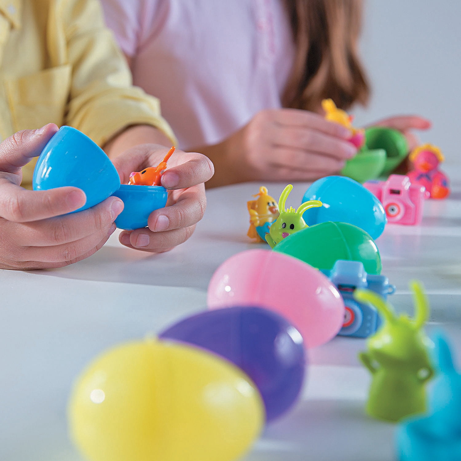 Fun Express - Easter Egg Toy Filler Assortment for Easter - Toys - Assortments - Misc Assortments - Easter - 150 Pieces
