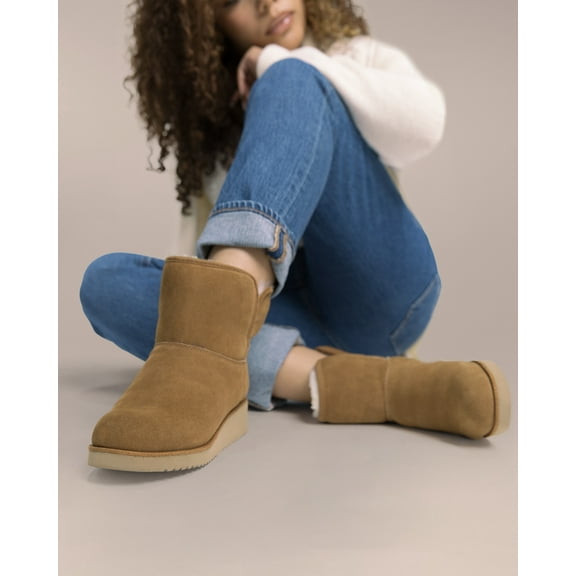 Ladies Wedge Boot By Cloud Nine Sheepskin