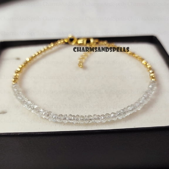 Minimalist Clear Quartz Bracelet - Natural Stone Dainty Bracelet- Healing Crystal Bracelet -Delicate Spiritual Protection Mothers Day Gift