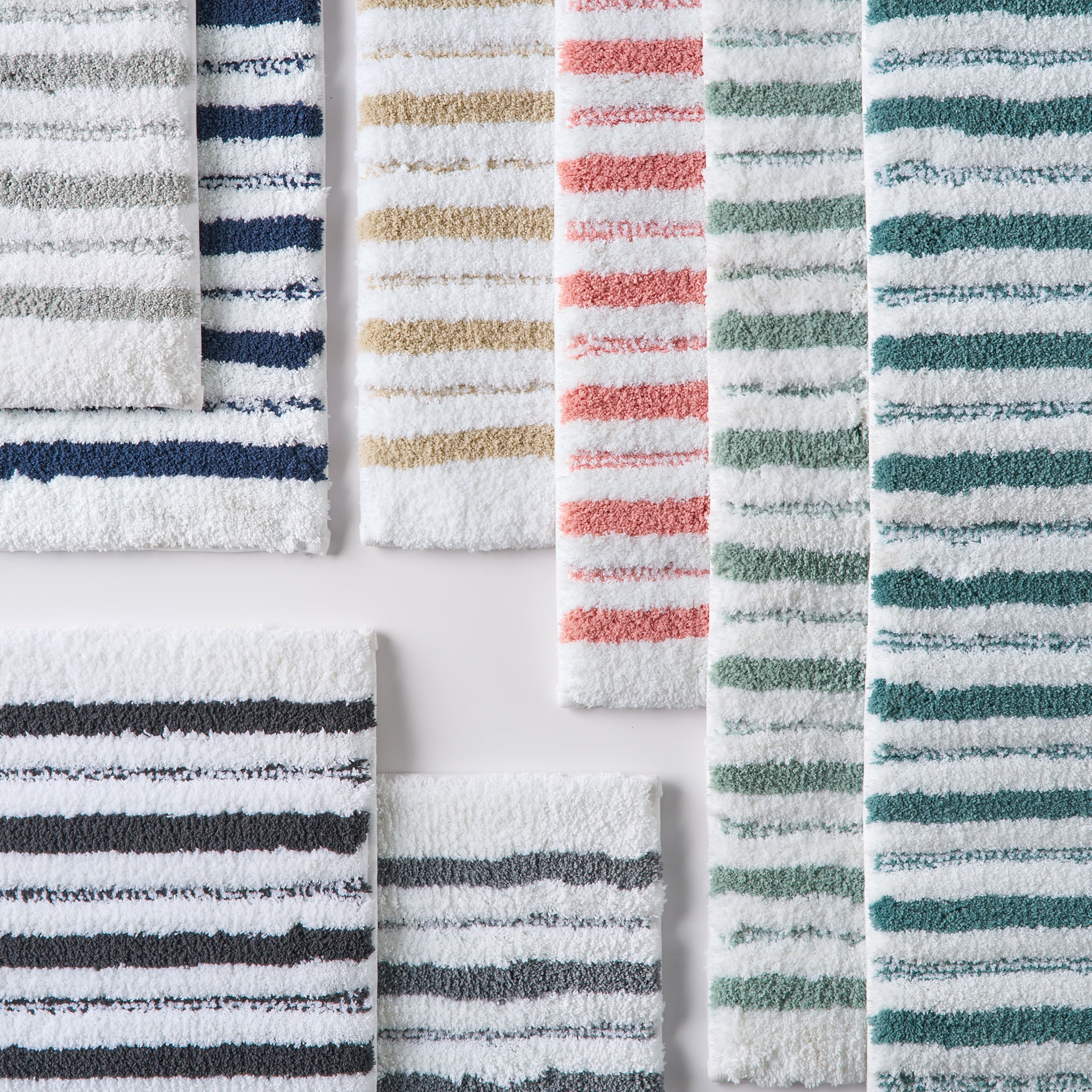 Better Homes & Gardens Signature Soft Tufted Stripe Bath Rug, Blue Admiral & White, 20" x 34"