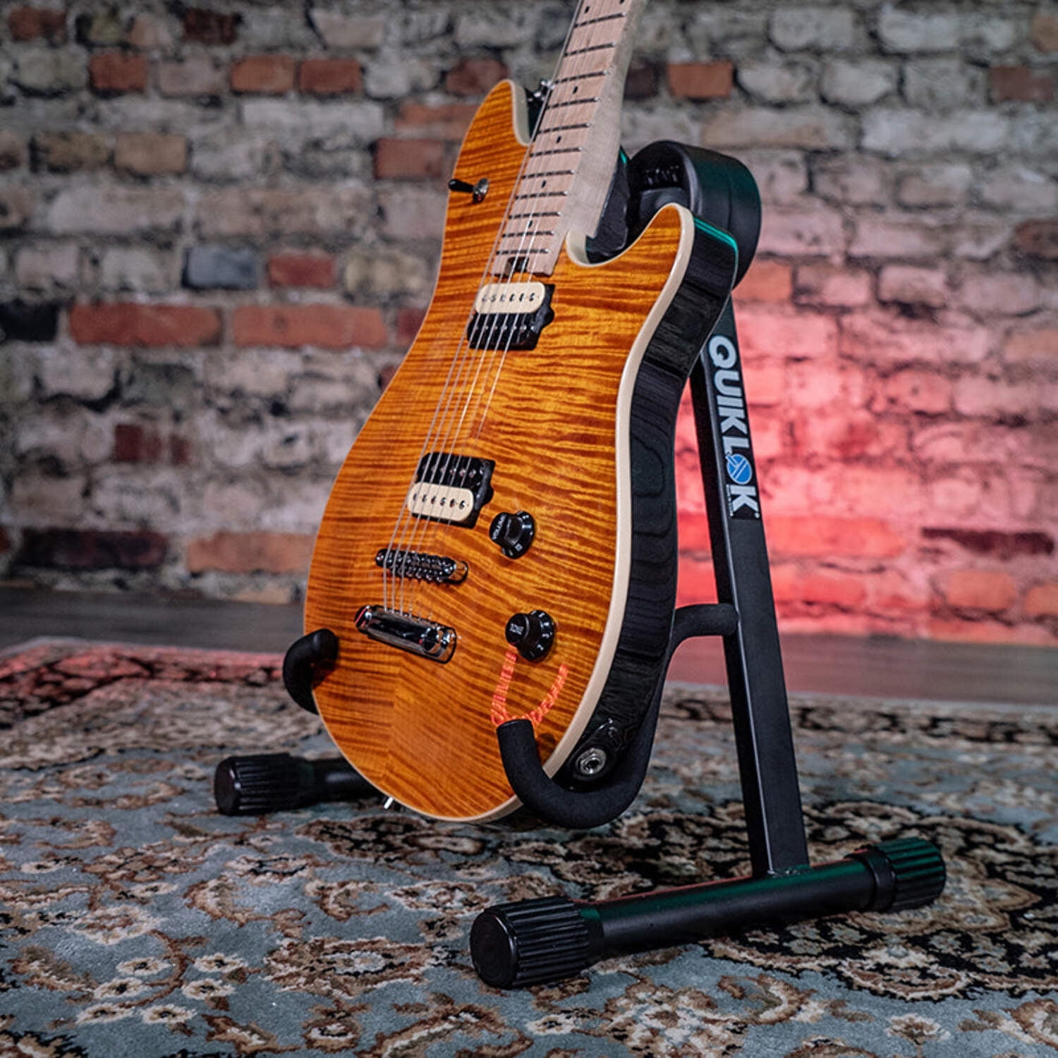 QUIK LOK QL-631 Guitar Stand