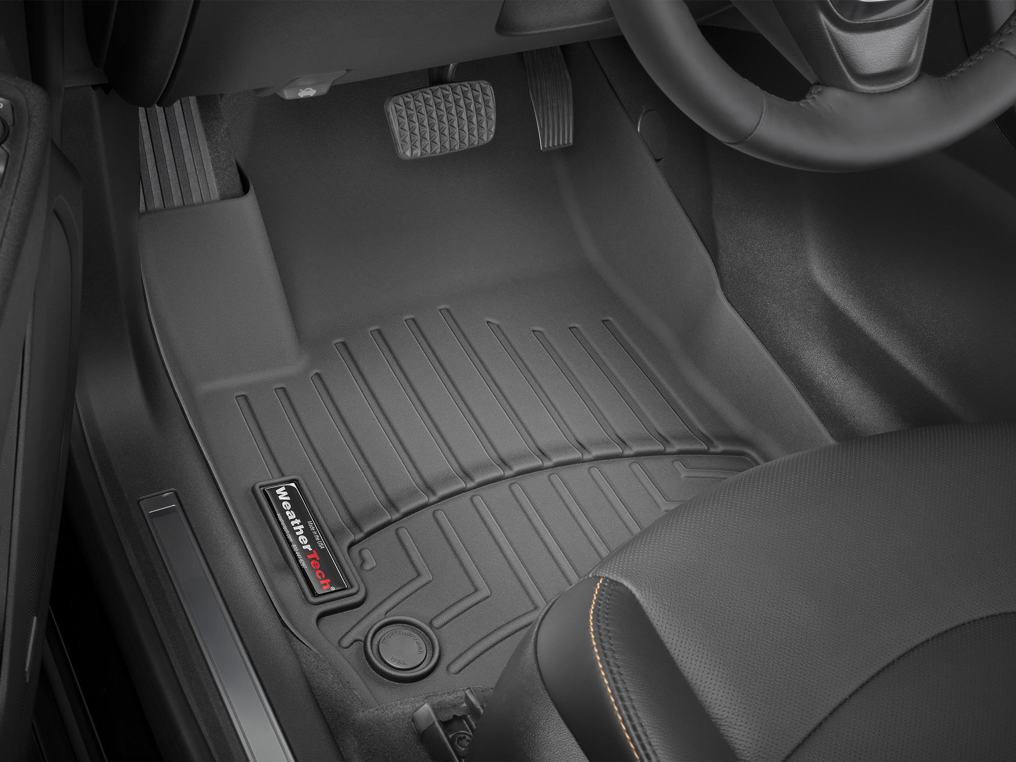 WeatherTech Custom Fit FloorLiners compatible with 2018-2024 Chevrolet Equinox - 1st Row (Driver & Passenger), Black
