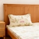 thumbnail image 4 of Funda de almohada floral de algodón | Funda de almohada suave y transpirable | Tamaño estándar para ropa de cama de dormitorio | Funda de almohada decorativa lavable a máquina, 4 of 7