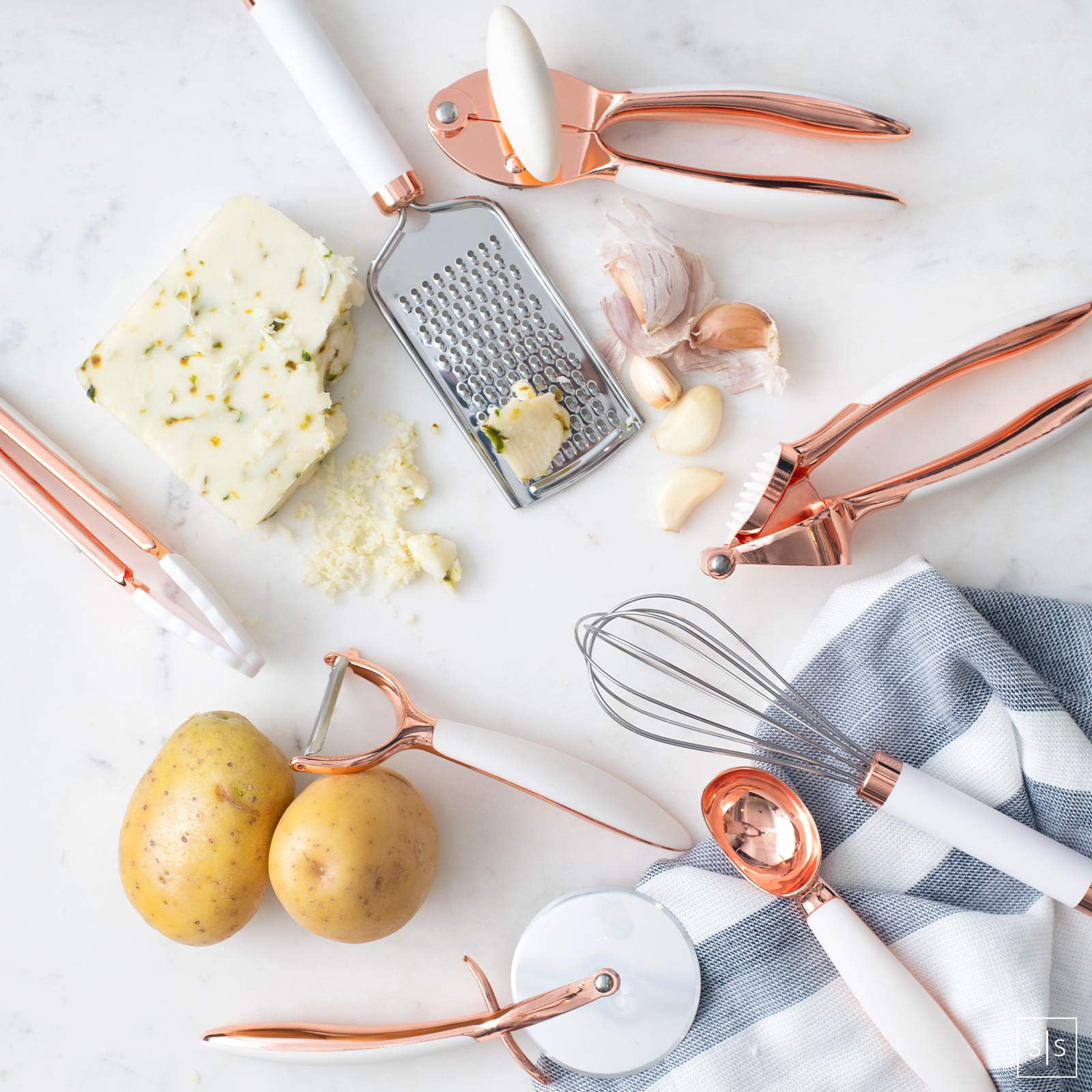 White & Gold Kitchen Tools and Gadgets - Luxe