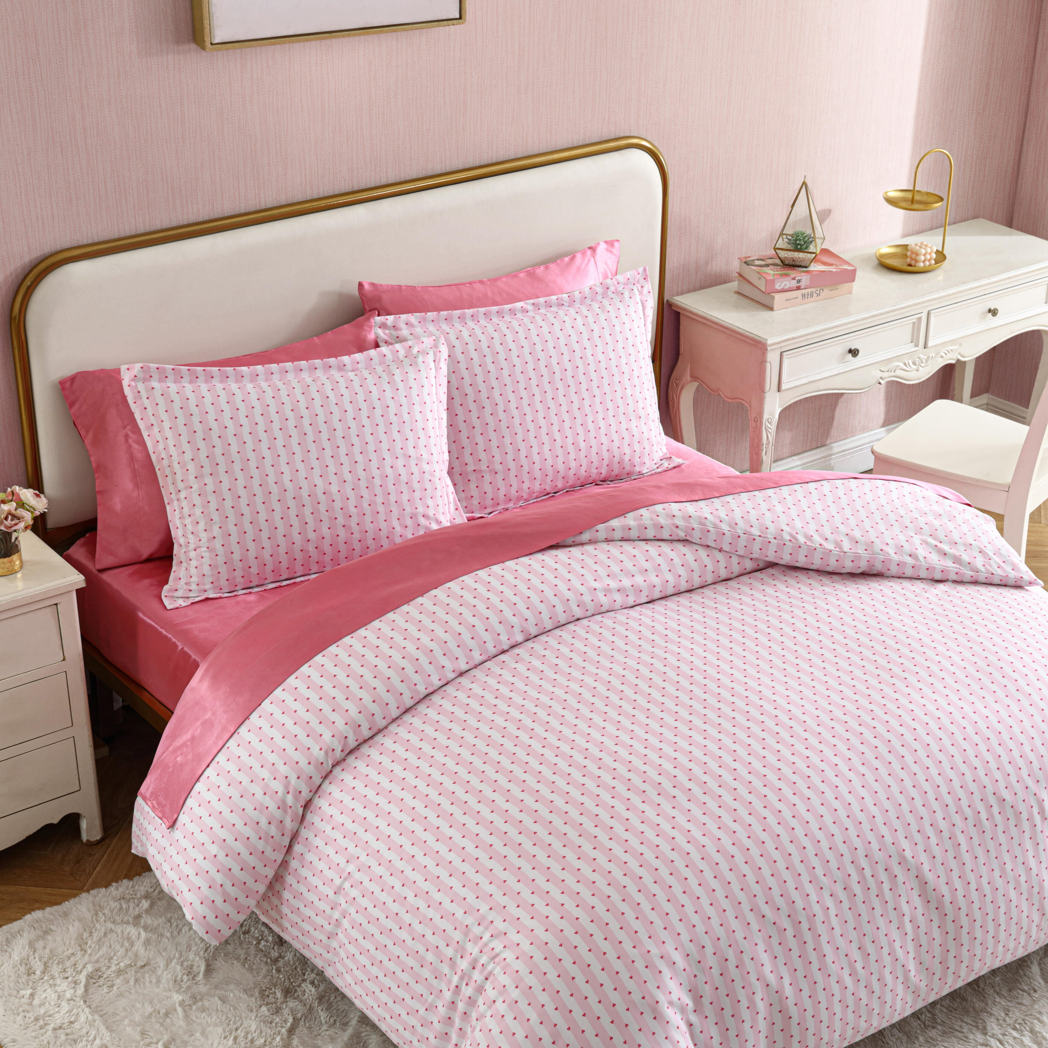 Betsey Johnson Wonderland Stripe Hot Pink Twin Duvet Cover Set, Soft Bedding with Shams, Machine Washable