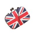 thumbnail image 3 of Bolso de mano XCF Con bandera británica y cadena, 3 of 3