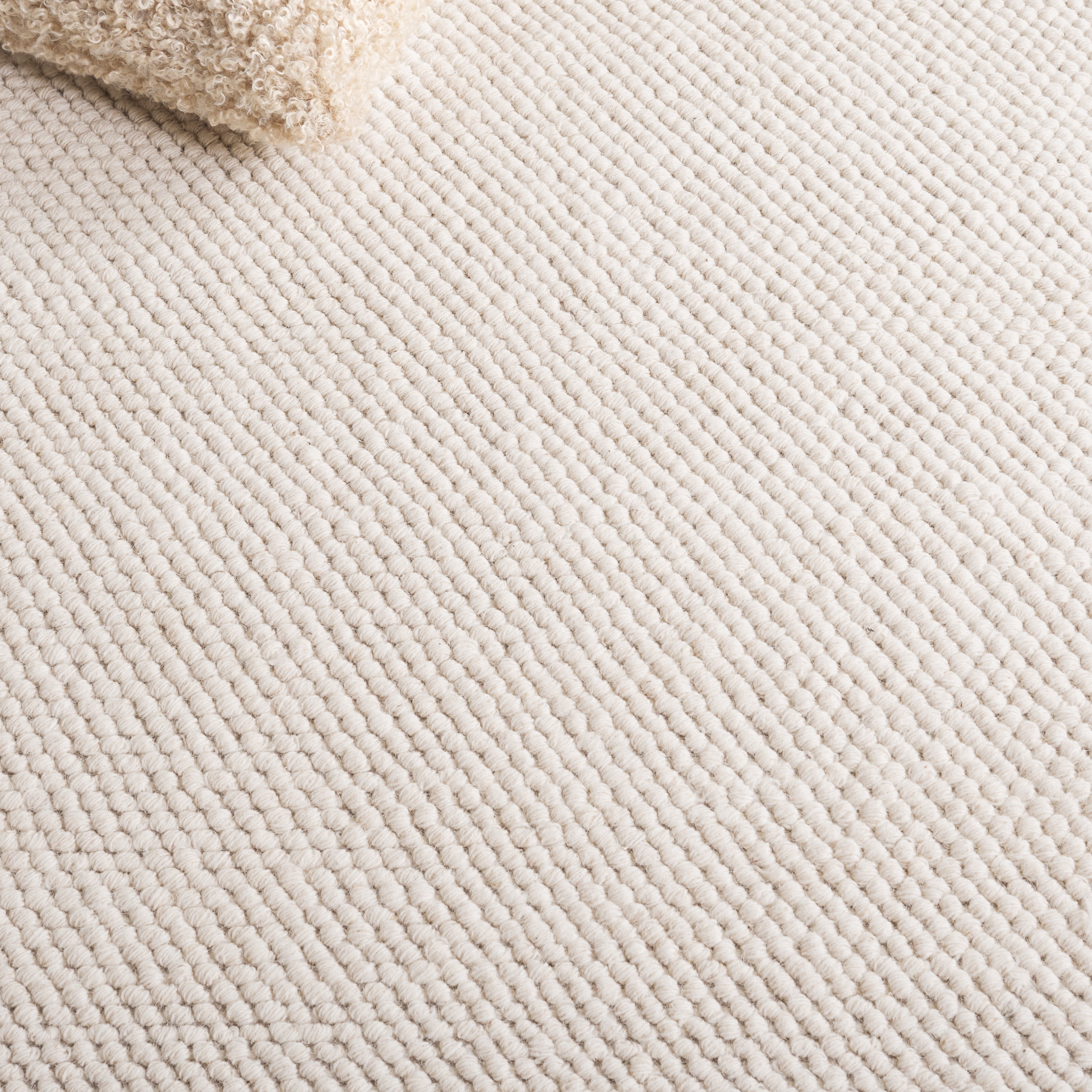 SAFAVIEH Natura Devona Bordered Area Rug, Ivory, 5' x 8'