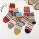 thumbnail image 4 of 5 pares de calcetines cálidos para mujer, calcetines de cabina de invierno para mujer, calcetines estampados vintage calcetines gruesos y acogedores, 4 of 5
