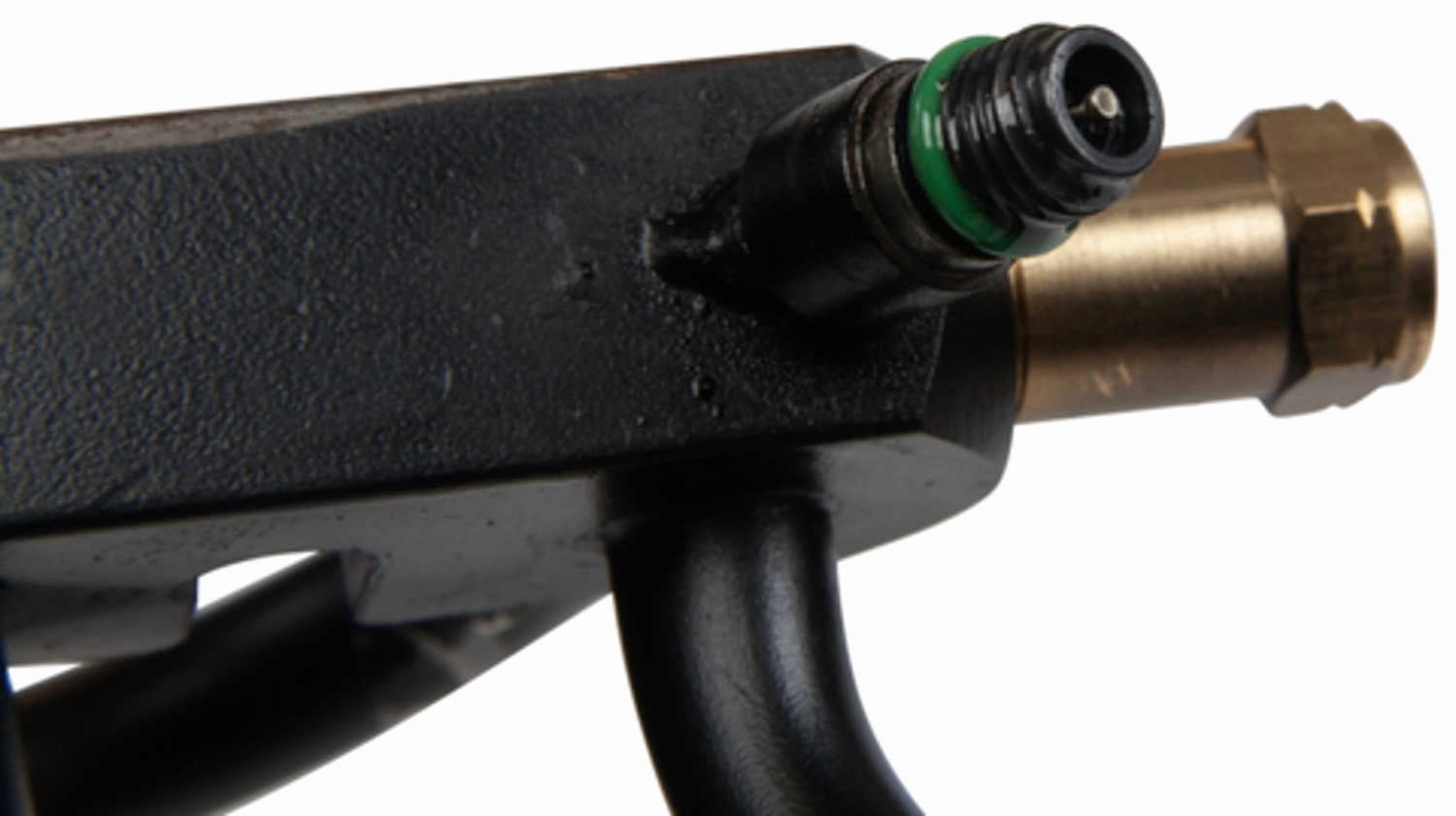 Four Seasons A/C Refrigerant Discharge / Suction Hose Assembly P/N:56110 Fits select: 1994-1998 NISSAN QUEST, 1994-1998 MERCURY VILLAGER