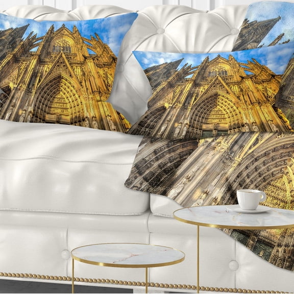 Designart Dom Church in City Cologne Lit By Sun - Cityscape Art Throw Pillow - 12x20