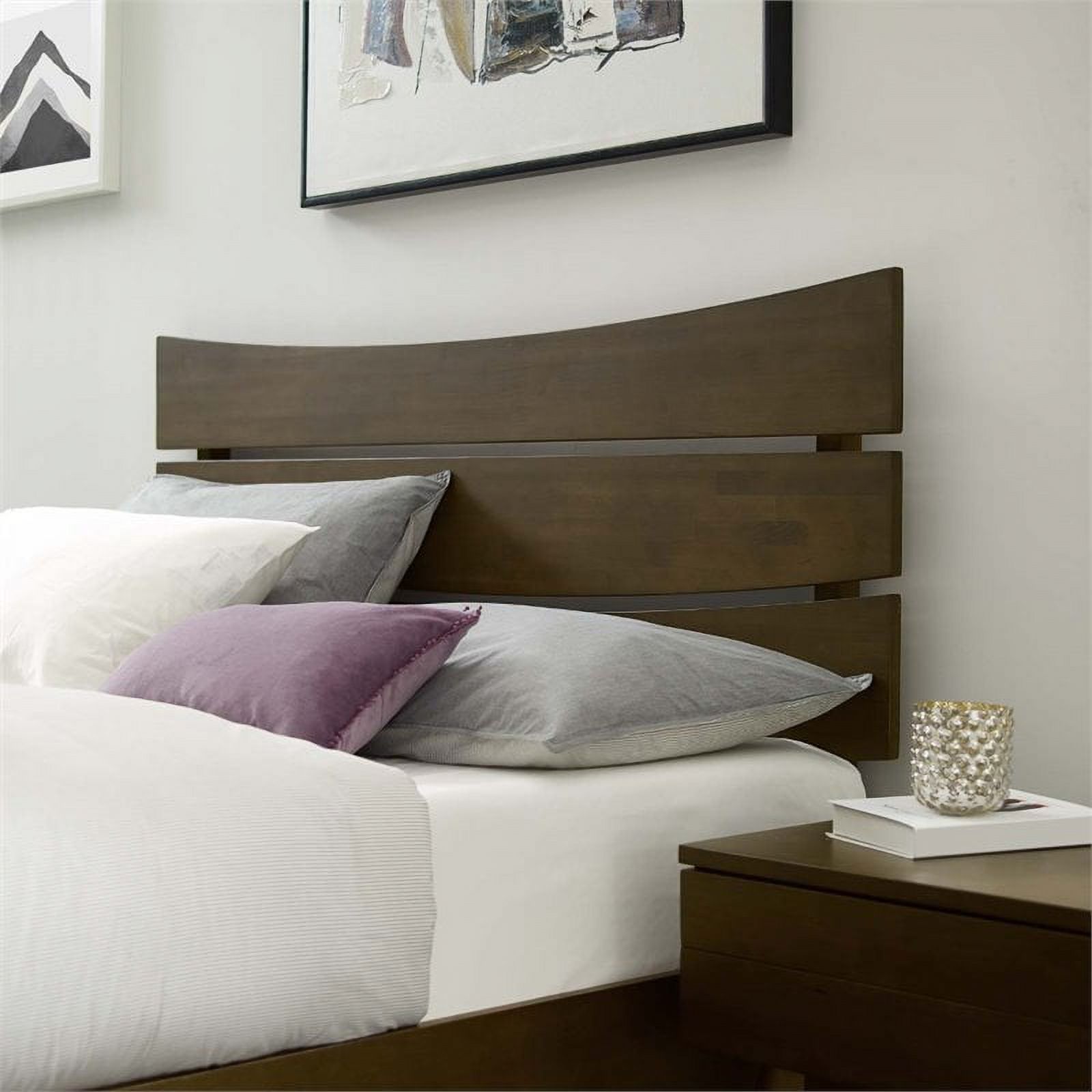 Everly Queen Wood Bed - Walnut