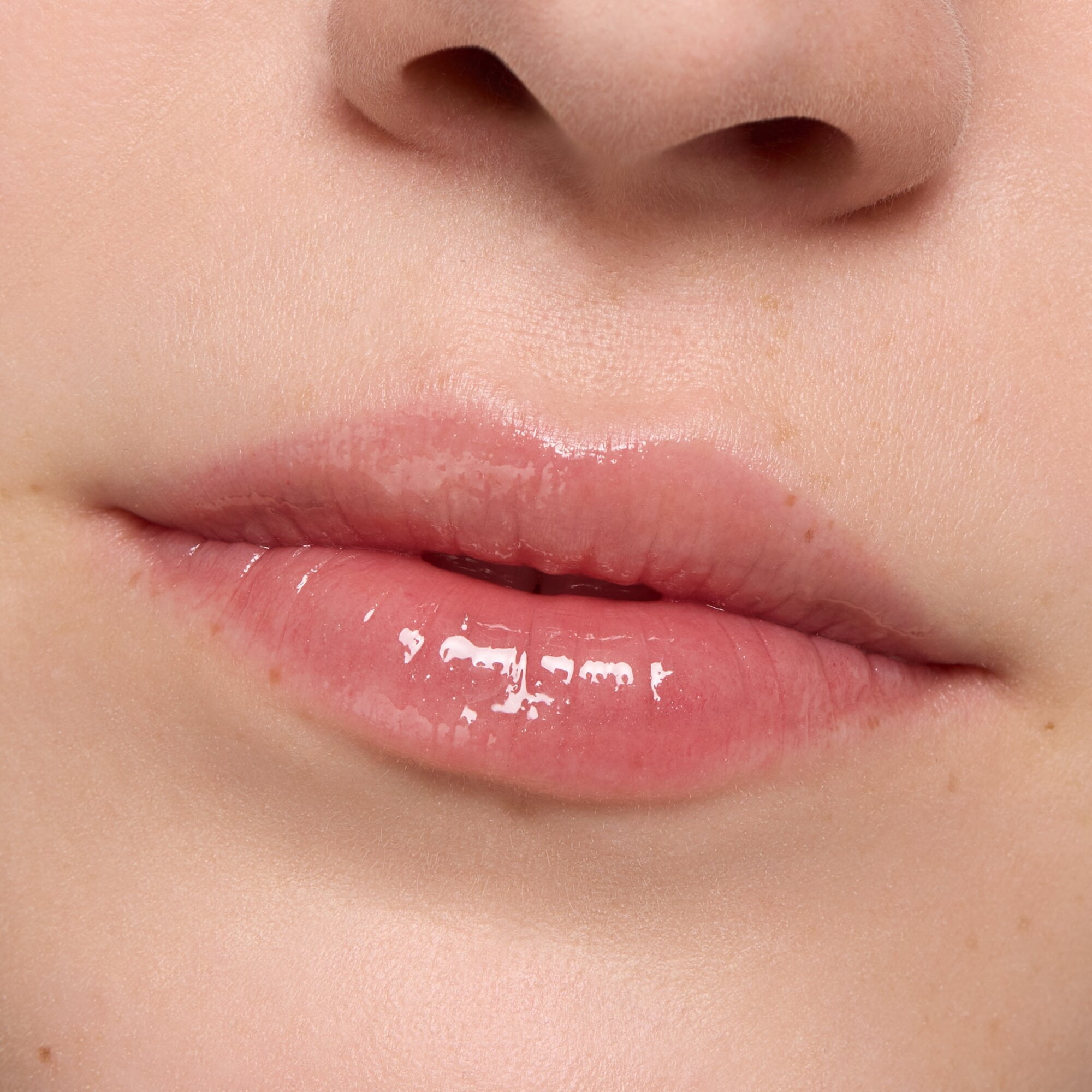 essence Hydra Kiss Lip Oil, 05 Midnight Mystery
