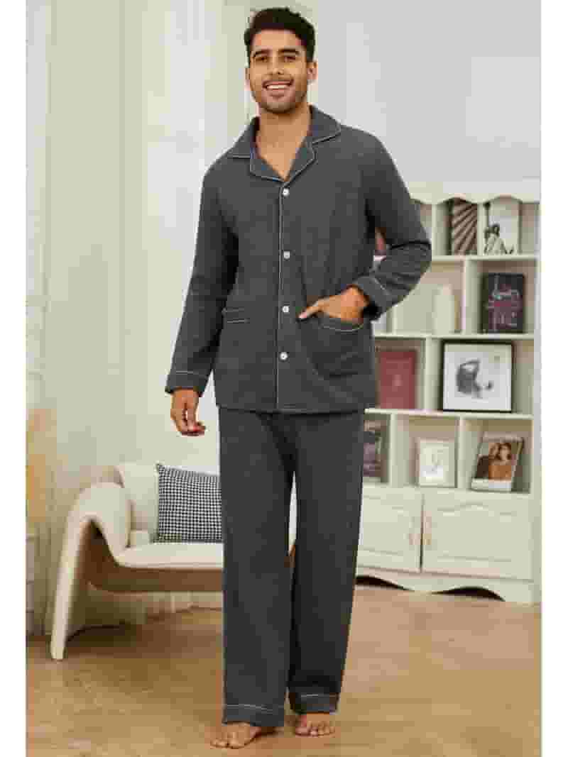 U2SKIIN Mens Pajama Set Soft Warm Long Sleeve Quilted Fabric U2SKIIN Mens Pajama Set Soft Warm Long Sleeve Quilted Fabric