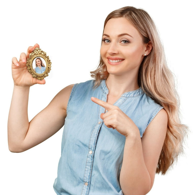 RKZDSR Mini Resin Antique Photo Frame, 2.8 x 2.1 Inch