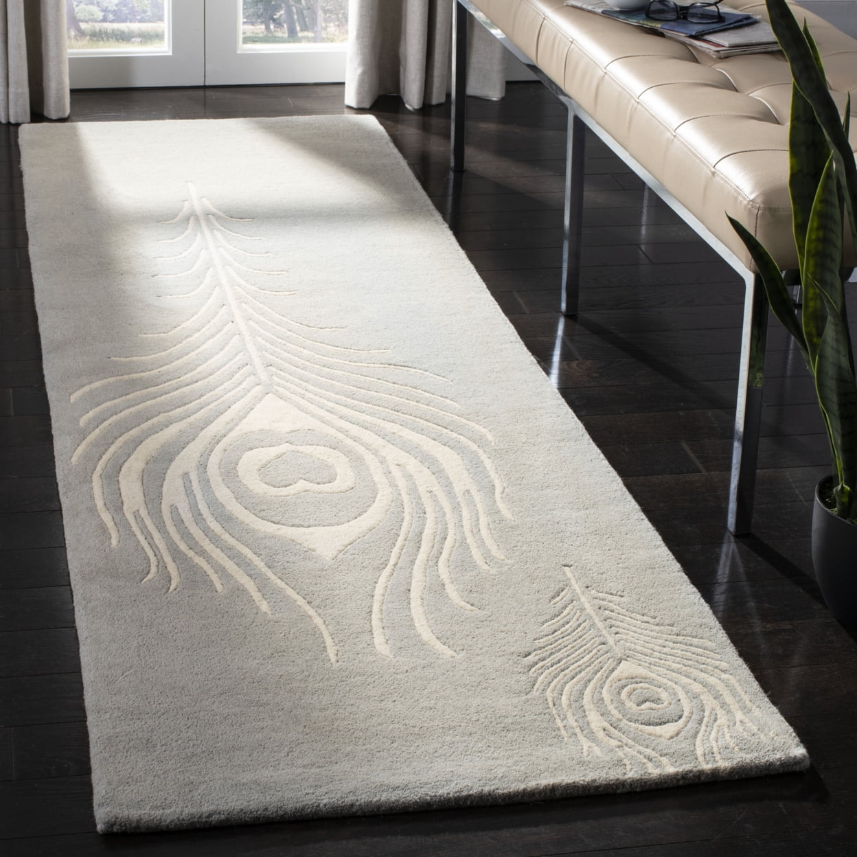SAFAVIEH Soho Jarvis Peacock Feather Wool Area Rug, Grey/Ivory, 8' x 8' Square