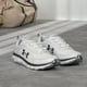 thumbnail image 2 of Zapatillas para correr Under Armour Charged Assert 9 Marble para hombre, blancas, 2 of 3