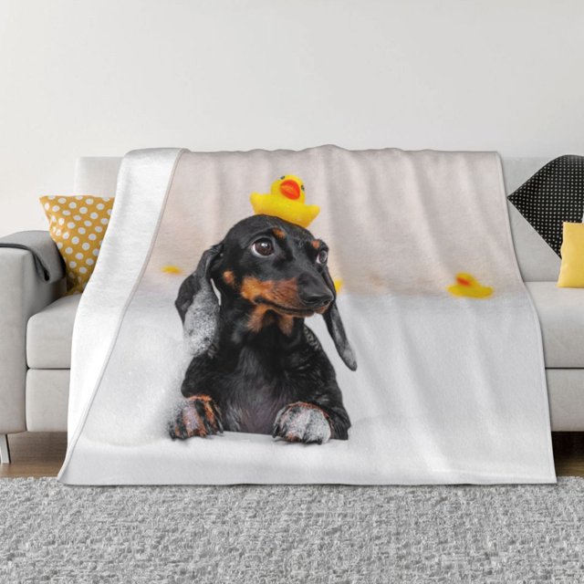 Balery Dachshund Sitting in Bathtub Manta de Franela con Dibujo, Lujo Ultra Suave y Cálido, Antipelusa y Resistente a las Arrugas para Cama, Sofá, Camping -50"x40"