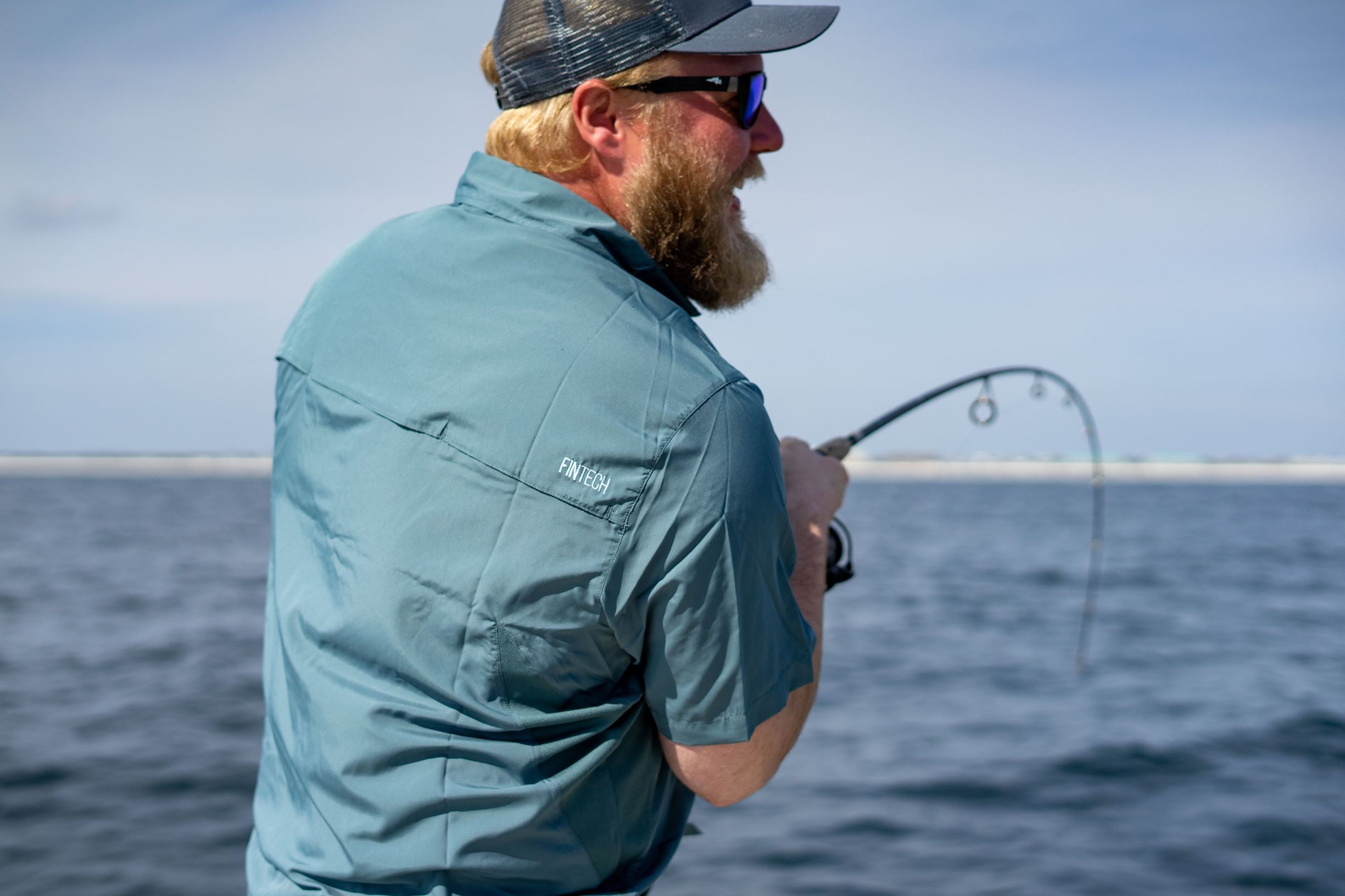 FinTech Short Sleeve Fishing Shirt Men- XL