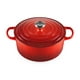 thumbnail image 1 of Horno holandés Le Creuset de hierro fundido esmaltado Signature, 5.5 L, color cereza, 1 of 5