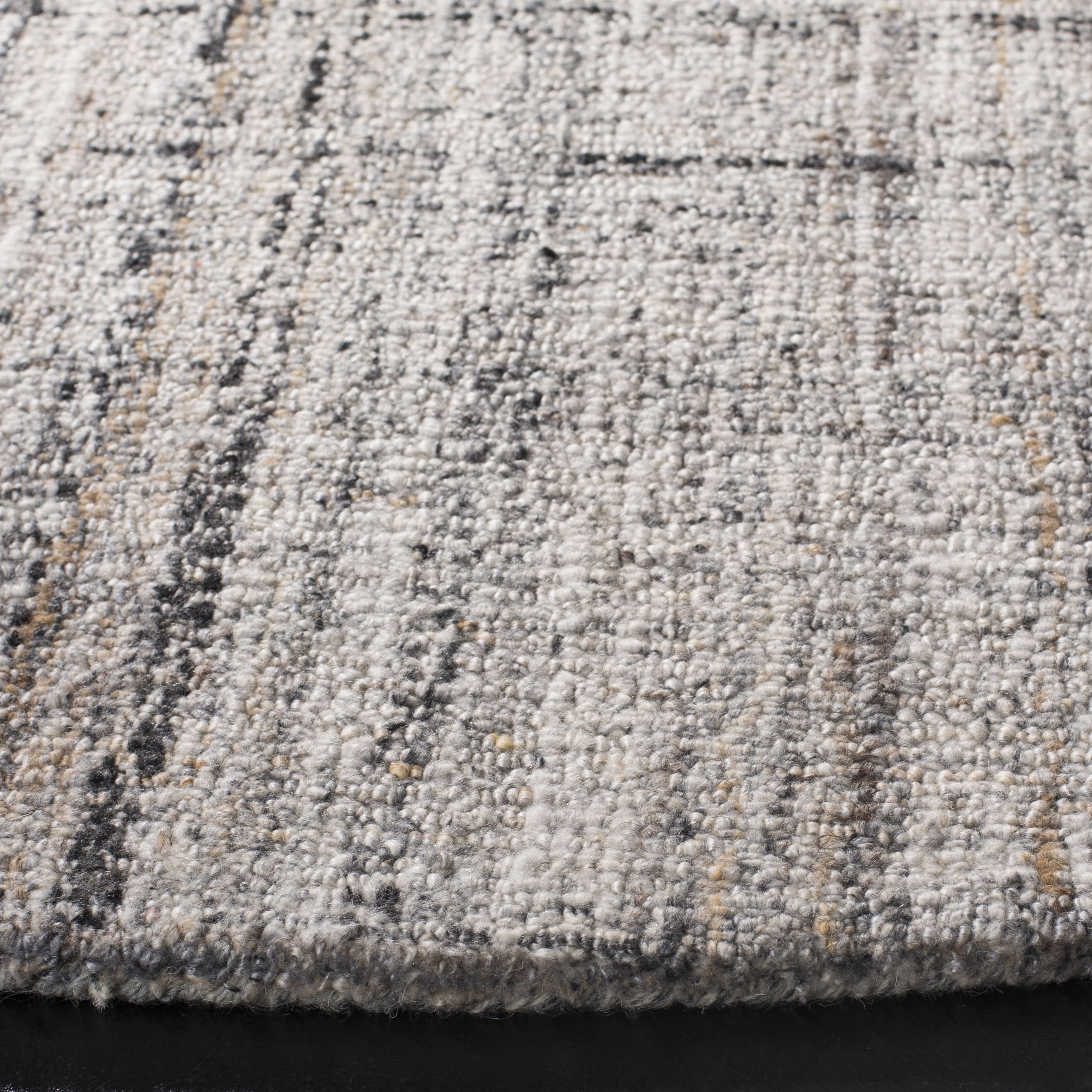 Safavieh Abstract Bailey Striped Area Rug, Camel/Black, 6' x 6' Round