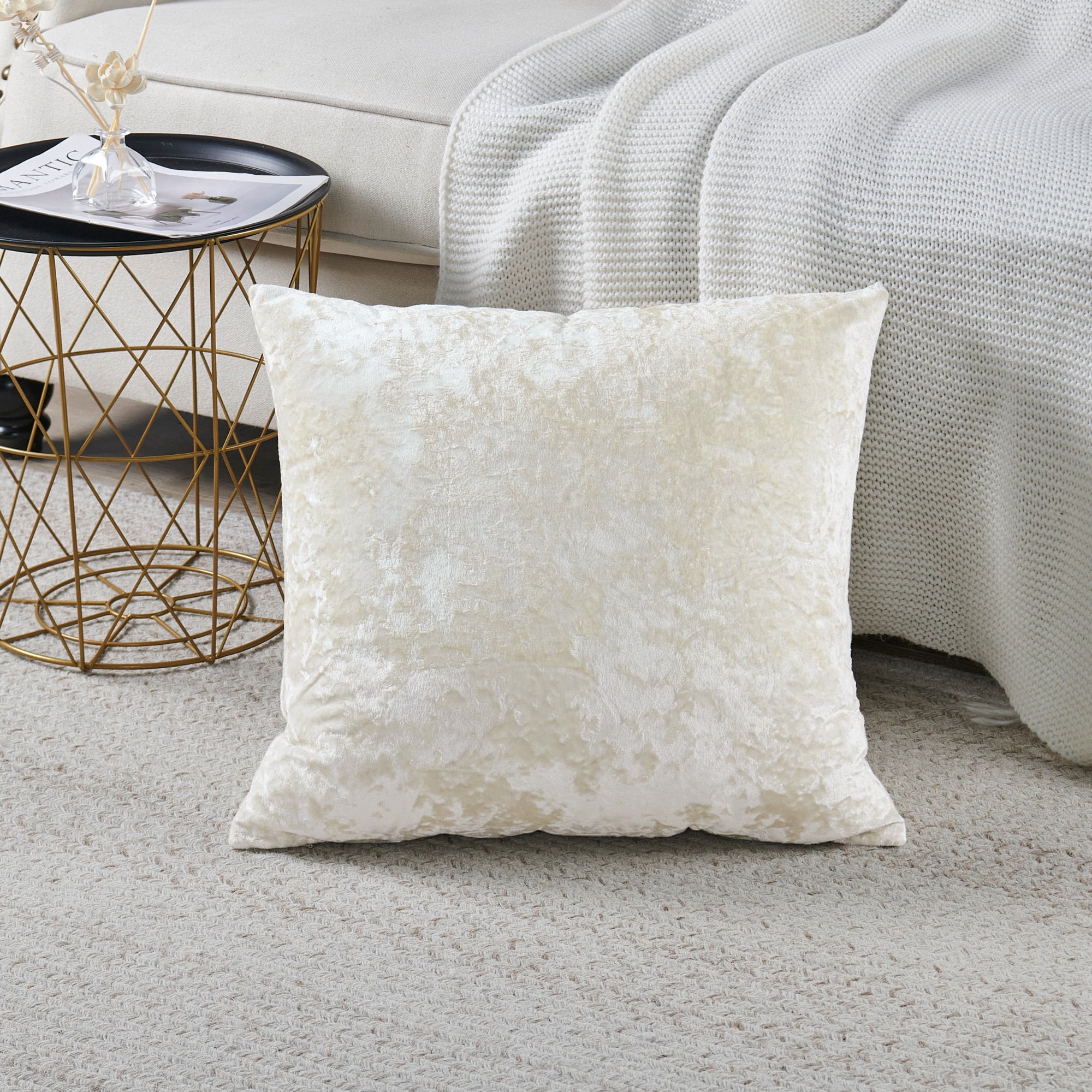 Home Soft Things Crushed Velvet 4 Piece Throw Pillow Cover Set - Gardenia - 20" x 20"