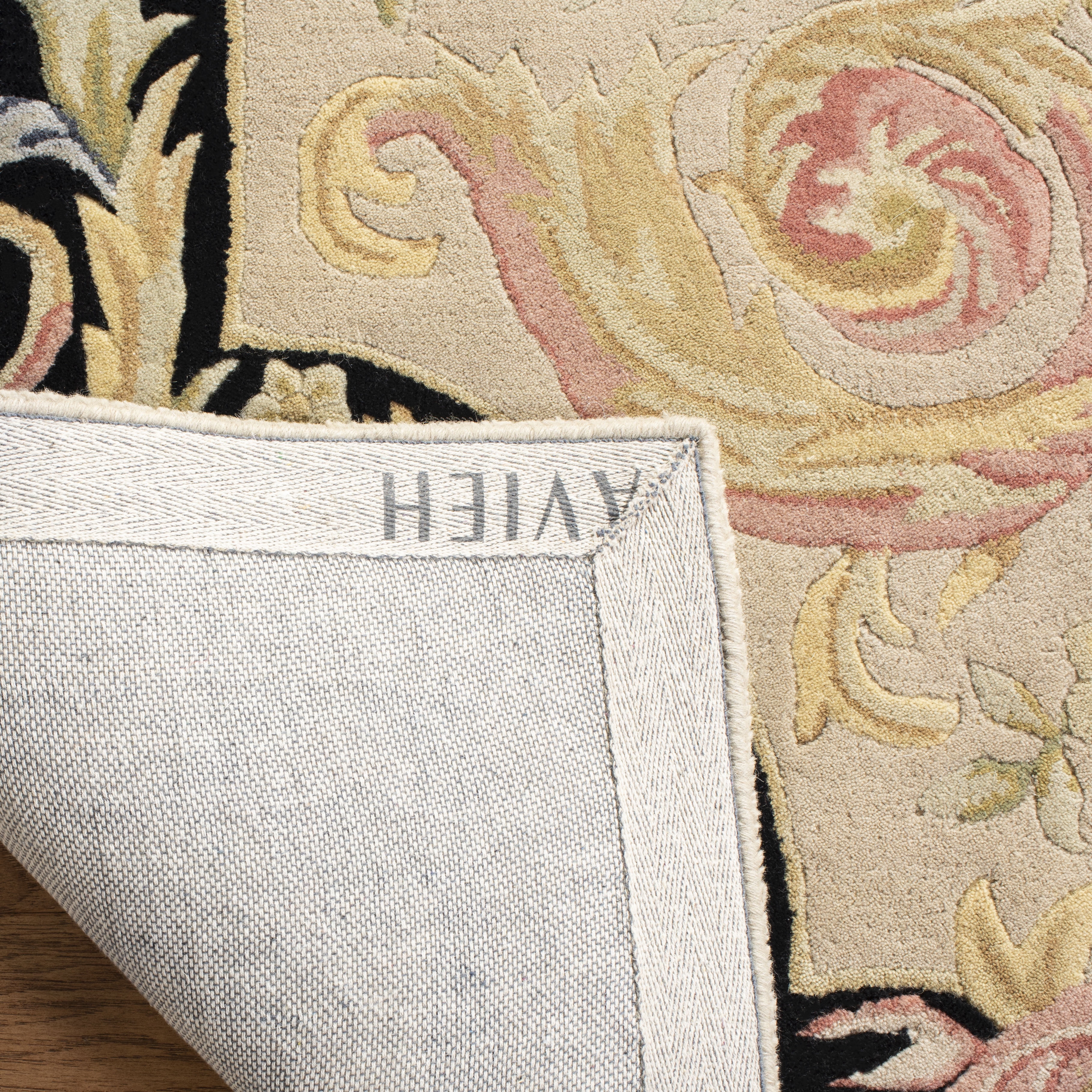 SAFAVIEH Savonnerie Carthach Floral Bordered Wool Area Rug, Ivory/Gold, 3' x 5'