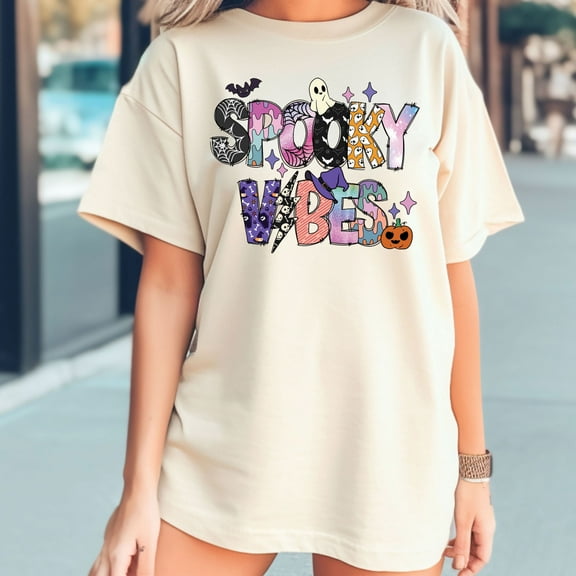Spooky Vibes T-Shirt – Retro Halloween Shirt – Spooky & Funny Halloween Tee – Halloween Gift Idea