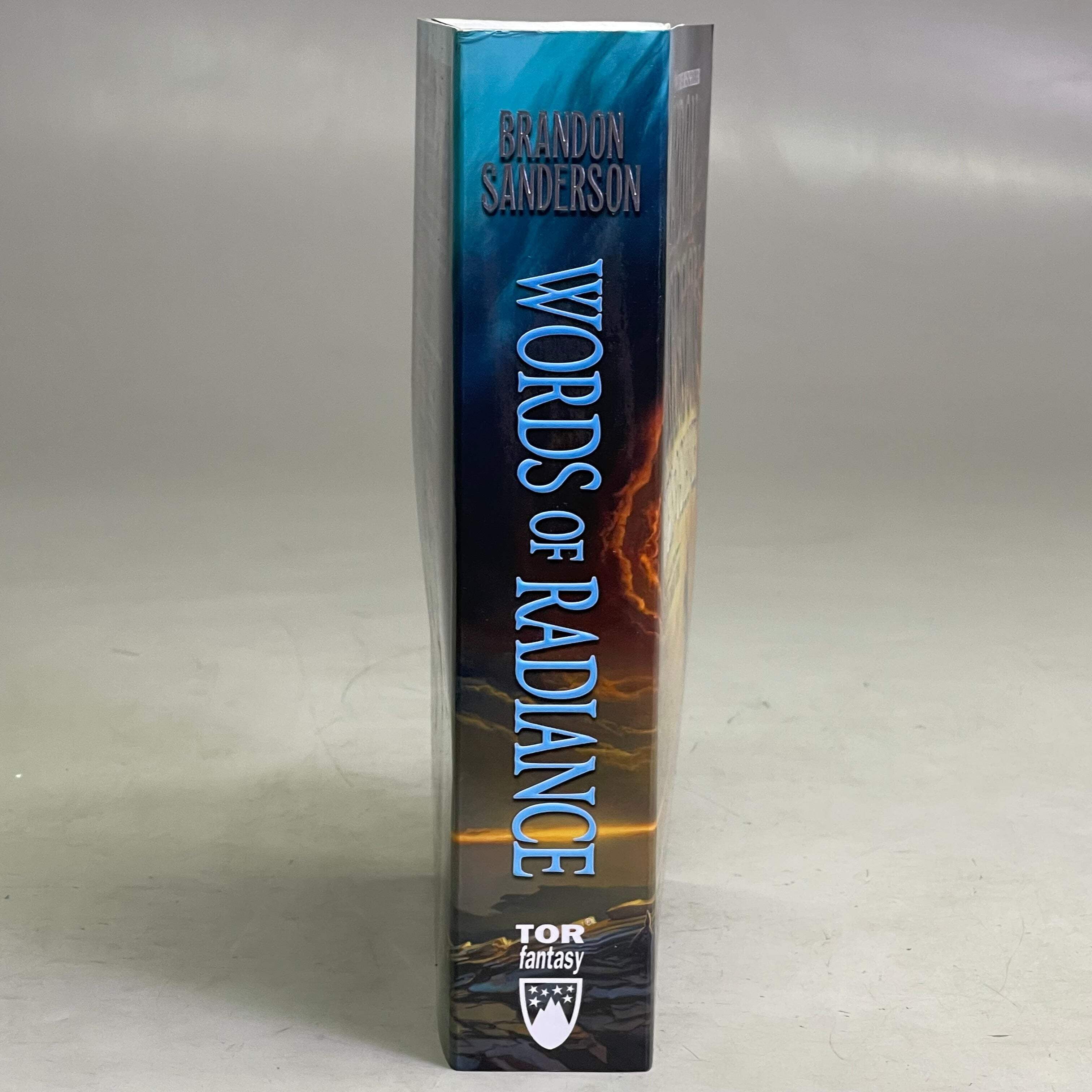 Stormlight Archive Words of Radiance: Book Two of the Stormlight Archive, Book 2, (Paperback)
